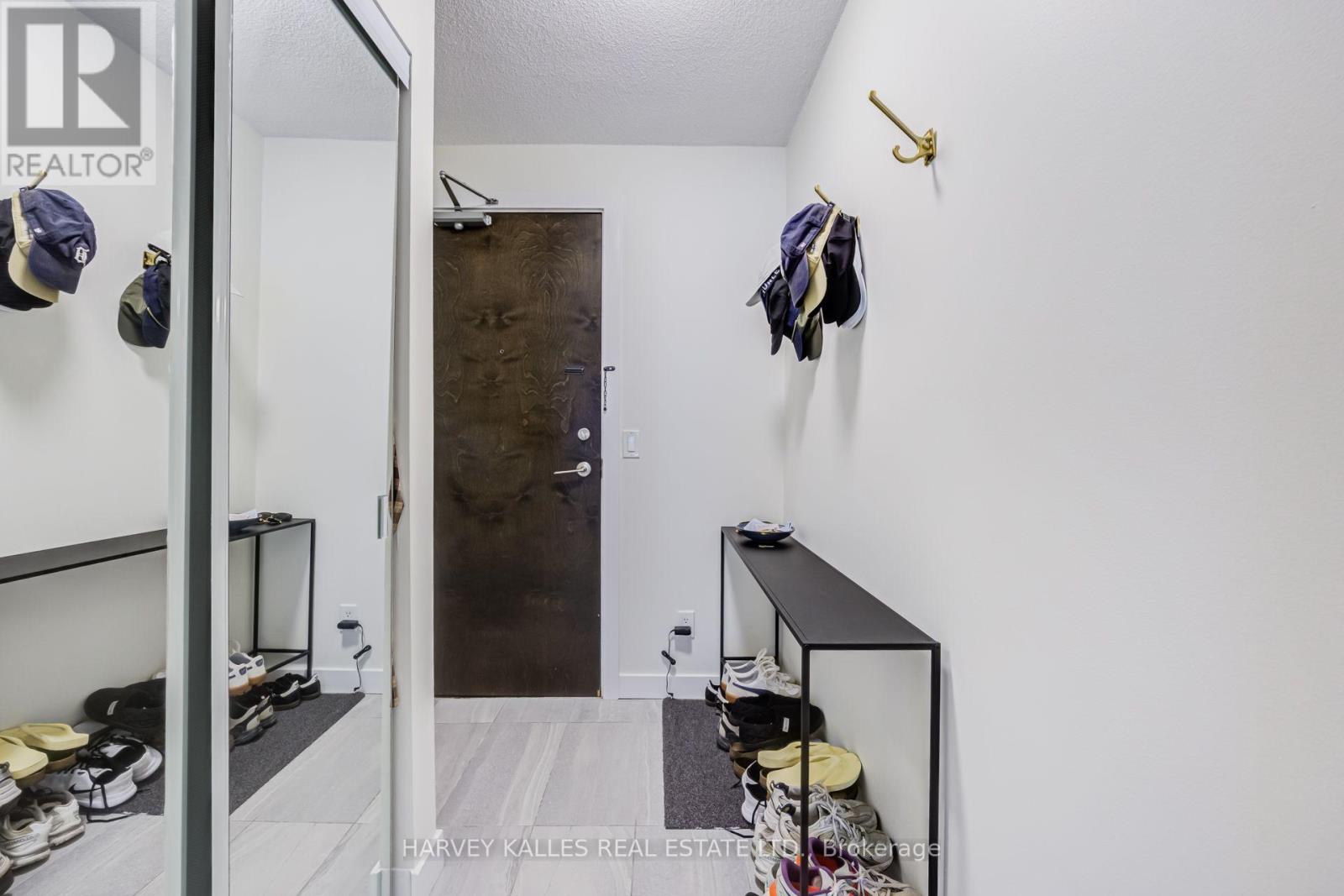 1801 - 50 Lynn Williams Street, Toronto, Ontario M6K 3R9 - Photo 16 - C13746528