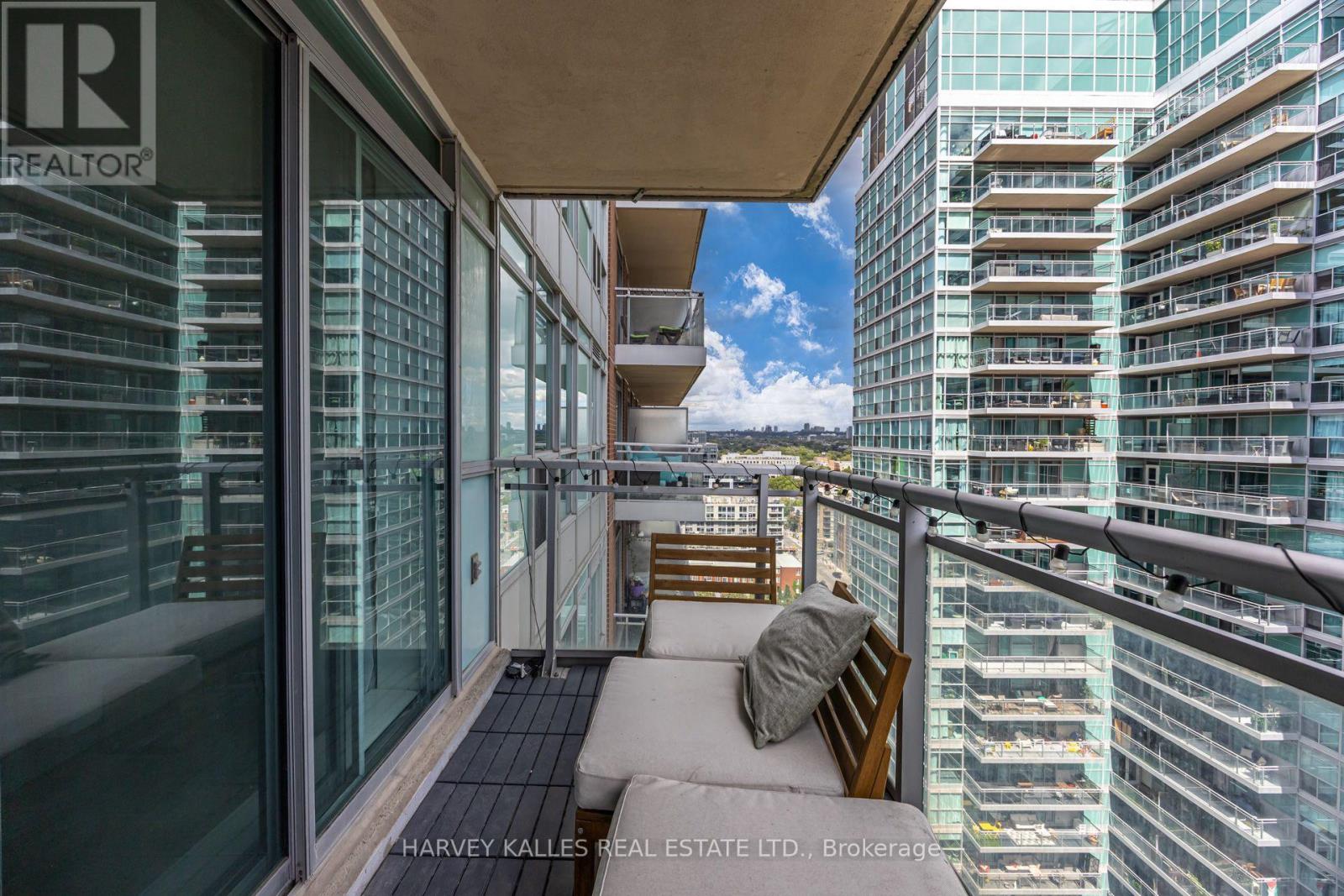 1801 - 50 Lynn Williams Street, Toronto, Ontario M6K 3R9 - Photo 19 - C13746528