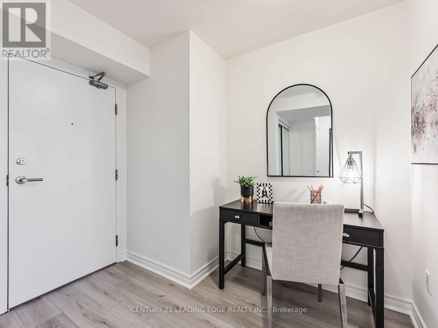 4211 - 25 Telegram Mews, Toronto, Ontario  M5V 3Z1 - Photo 2 - C13746530