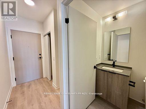 Uph 07 - 181 Sterling Road, Toronto, Ontario M6R 0B2 - Photo 3 - C13746608