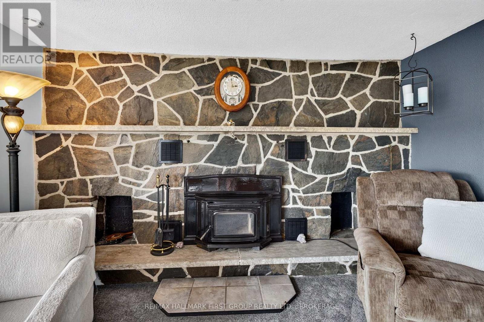 907 Millhaven Road, Loyalist, Ontario  K0H 2H0 - Photo 10 - X13746662