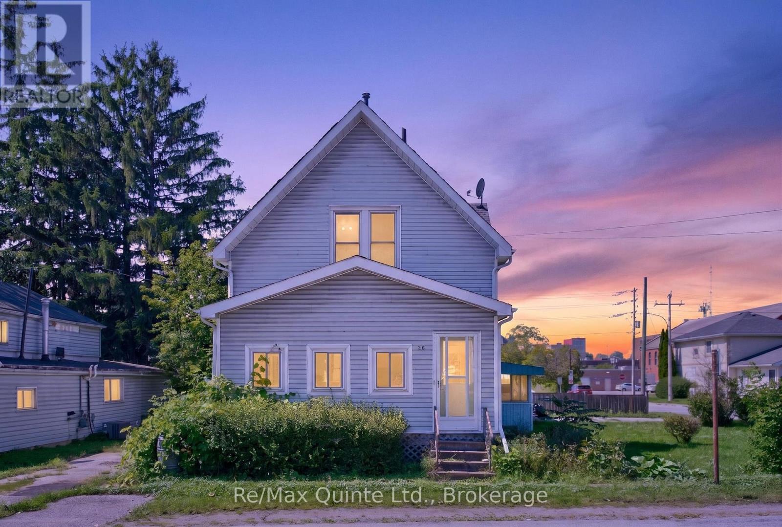 26 TURNBULL STREET, Belleville, Ontario