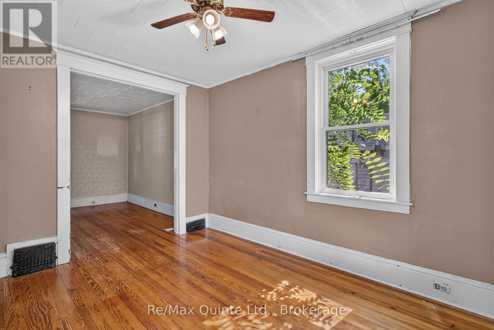 26 Turnbull Street, Belleville, Ontario  K8N 3E1 - Photo 8 - X13746534