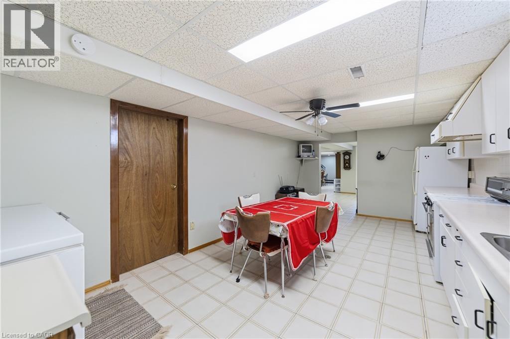546 Dicenzo Drive, Hamilton, Ontario  L9C 2C3 - Photo 36 - 40854390
