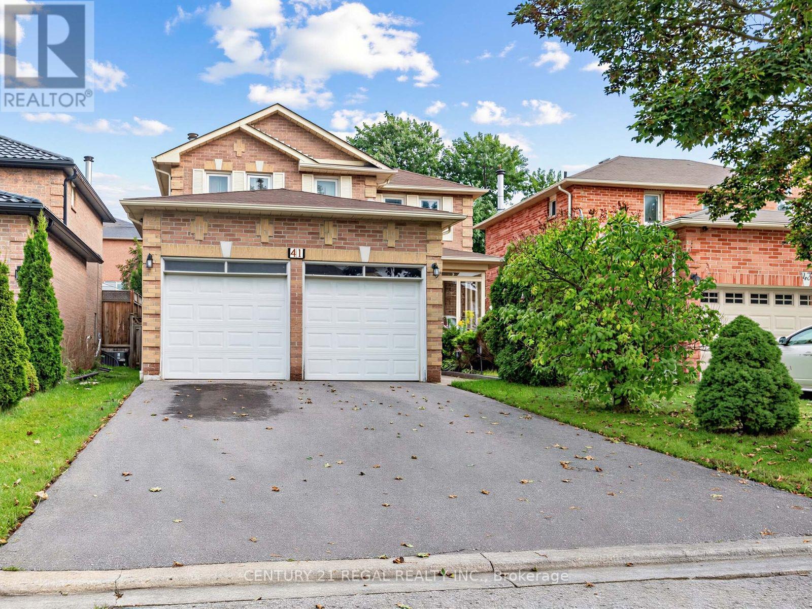 41 COE DRIVE, Ajax, Ontario