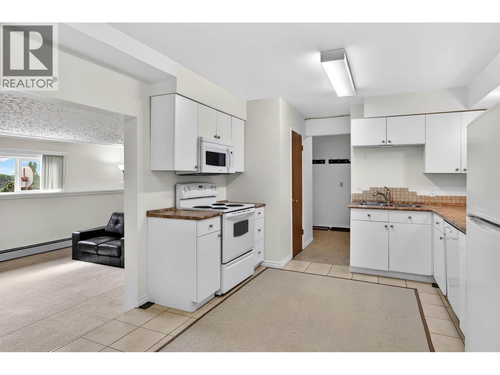 820 Anderson Terrace, Kamloops, British Columbia  V2B 6E2 - Photo 36 - 10389908