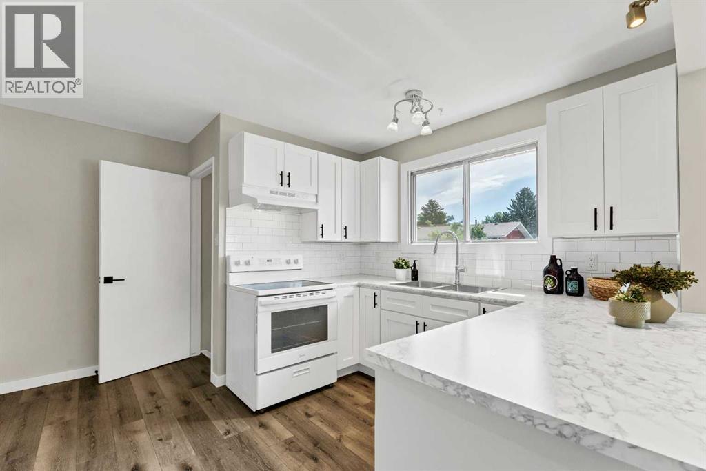 1825 16 Street SE, Medicine Hat, Alberta  T1A 7J8 - Photo 16 - A2342759