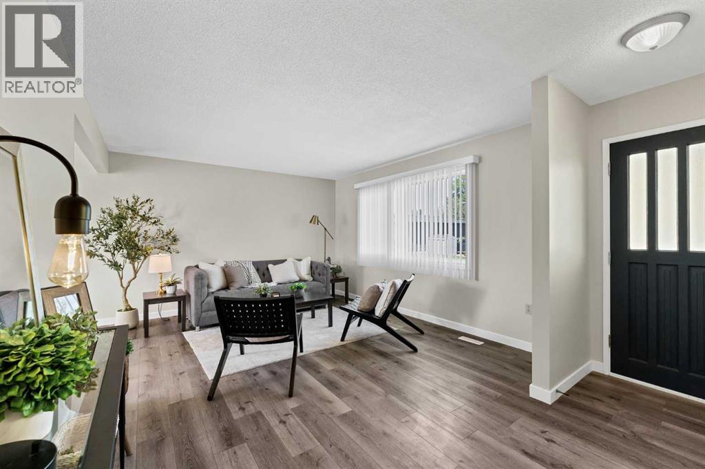 1825 16 Street SE, Medicine Hat, Alberta  T1A 7J8 - Photo 6 - A2342759
