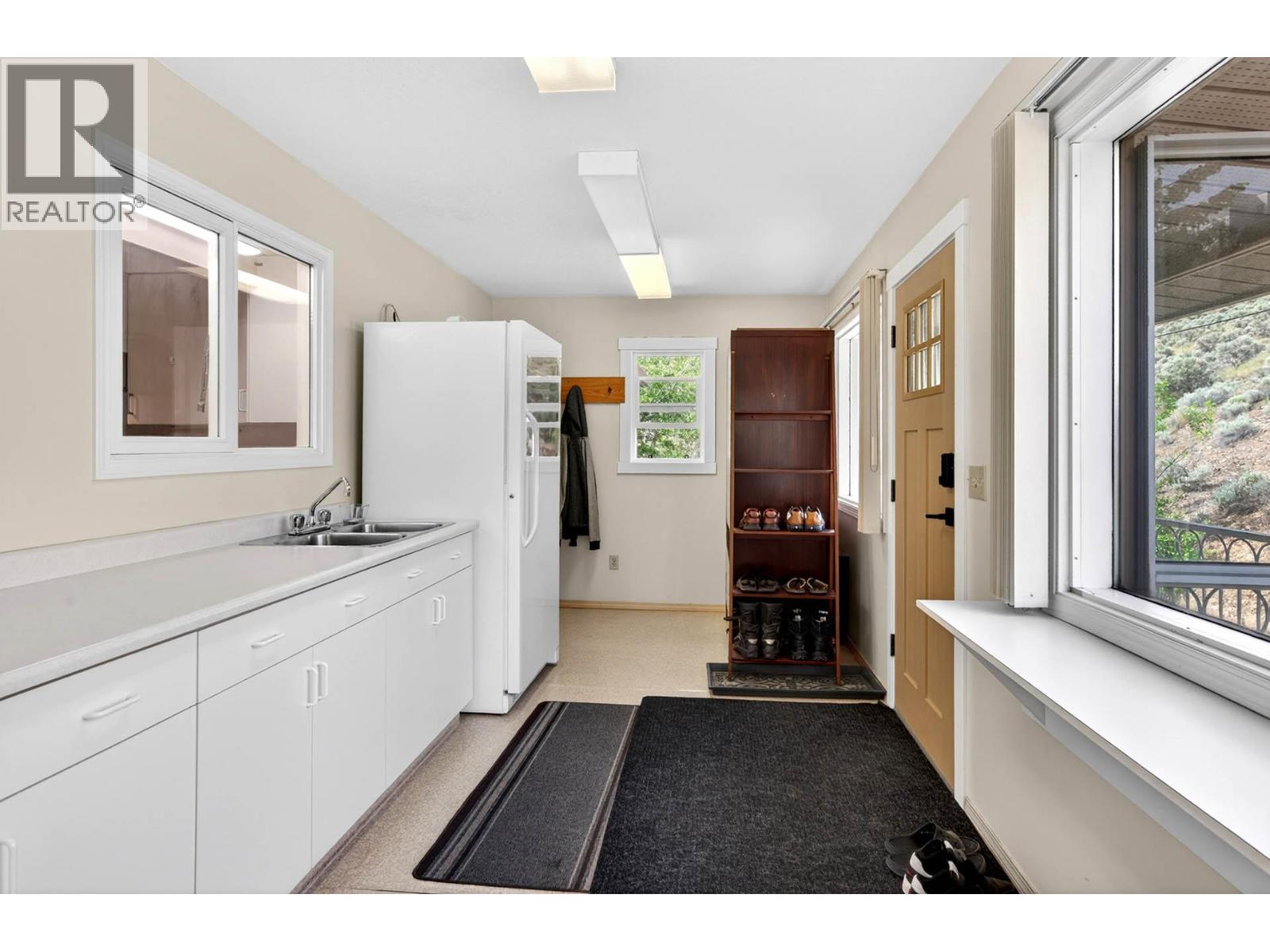 820 Anderson Terrace, Kamloops, British Columbia  V2B 6E2 - Photo 21 - 10389908