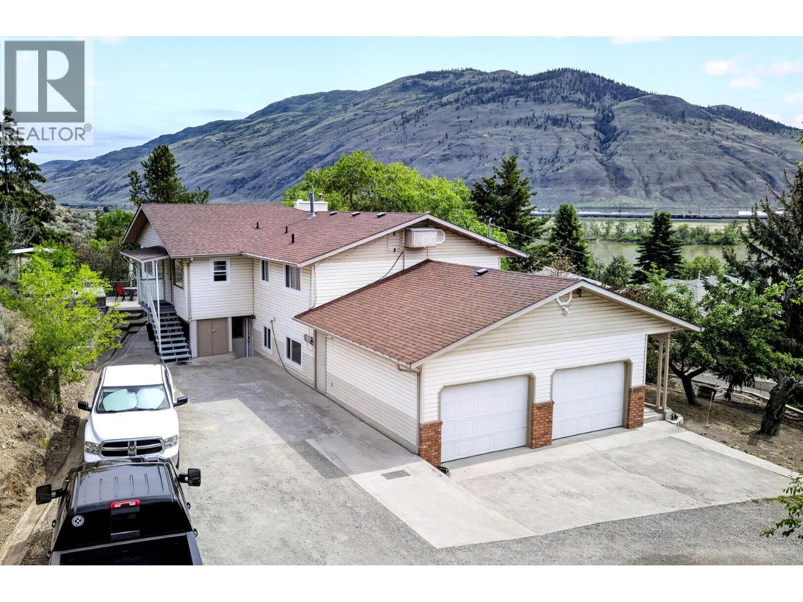 820 Anderson Terrace, Kamloops, British Columbia  V2B 6E2 - Photo 3 - 10389908