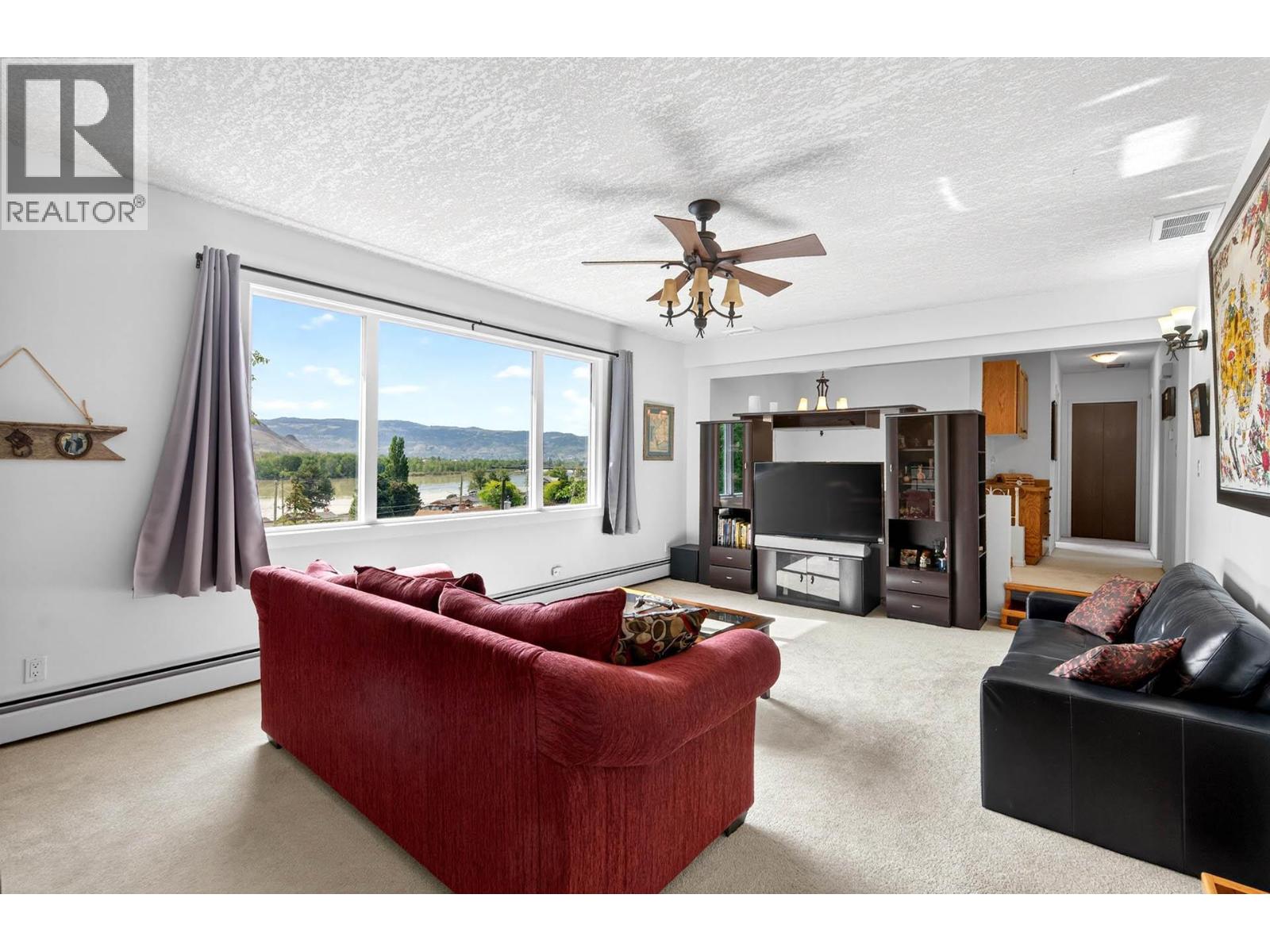 820 Anderson Terrace, Kamloops, British Columbia  V2B 6E2 - Photo 5 - 10389908