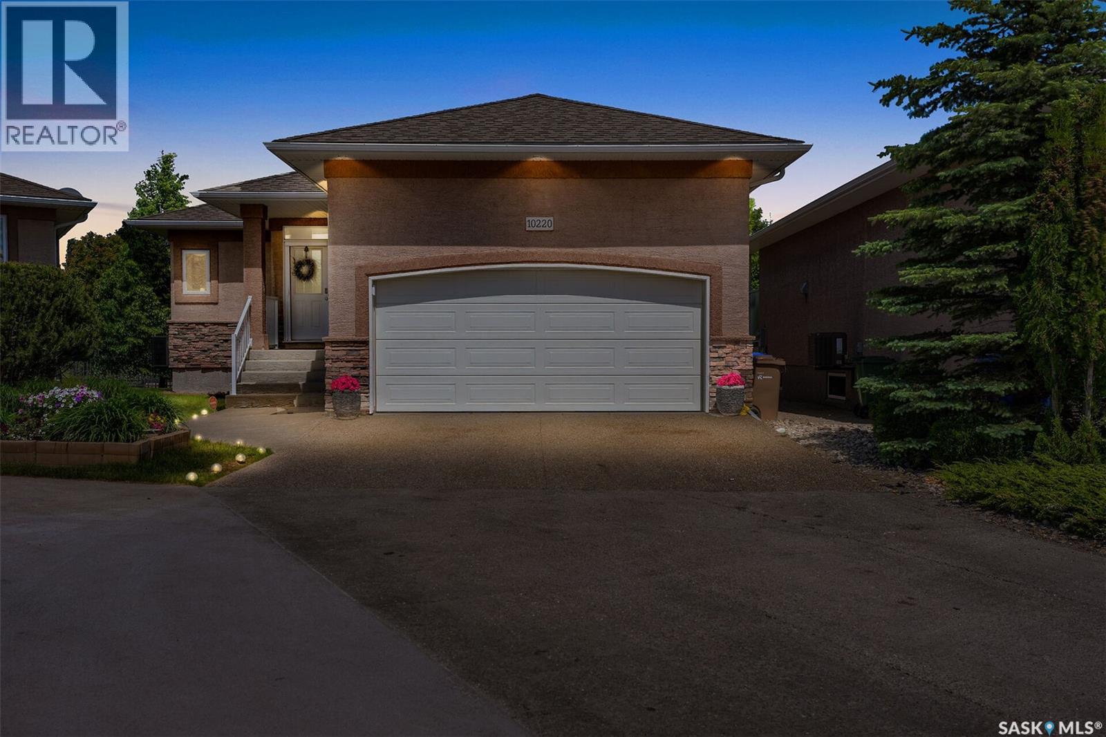 10220 Wascana Estates, Regina, Saskatchewan  S4V 3E5 - Photo 3 - SK040439