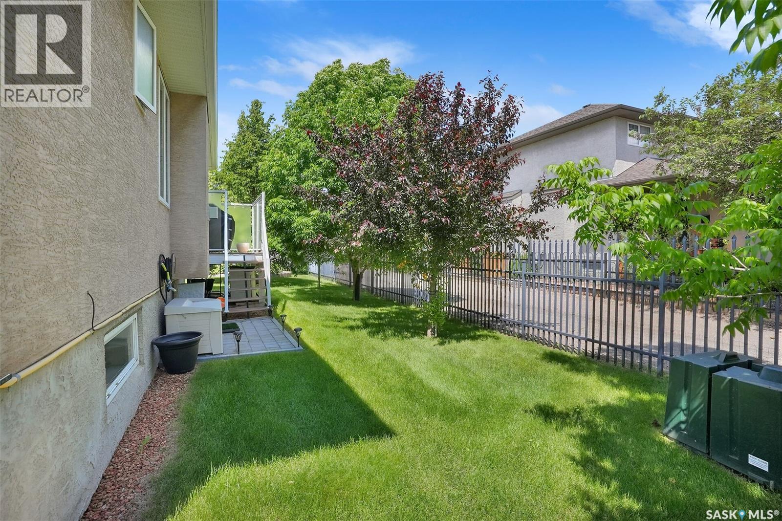 10220 Wascana Estates, Regina, Saskatchewan  S4V 3E5 - Photo 48 - SK040439