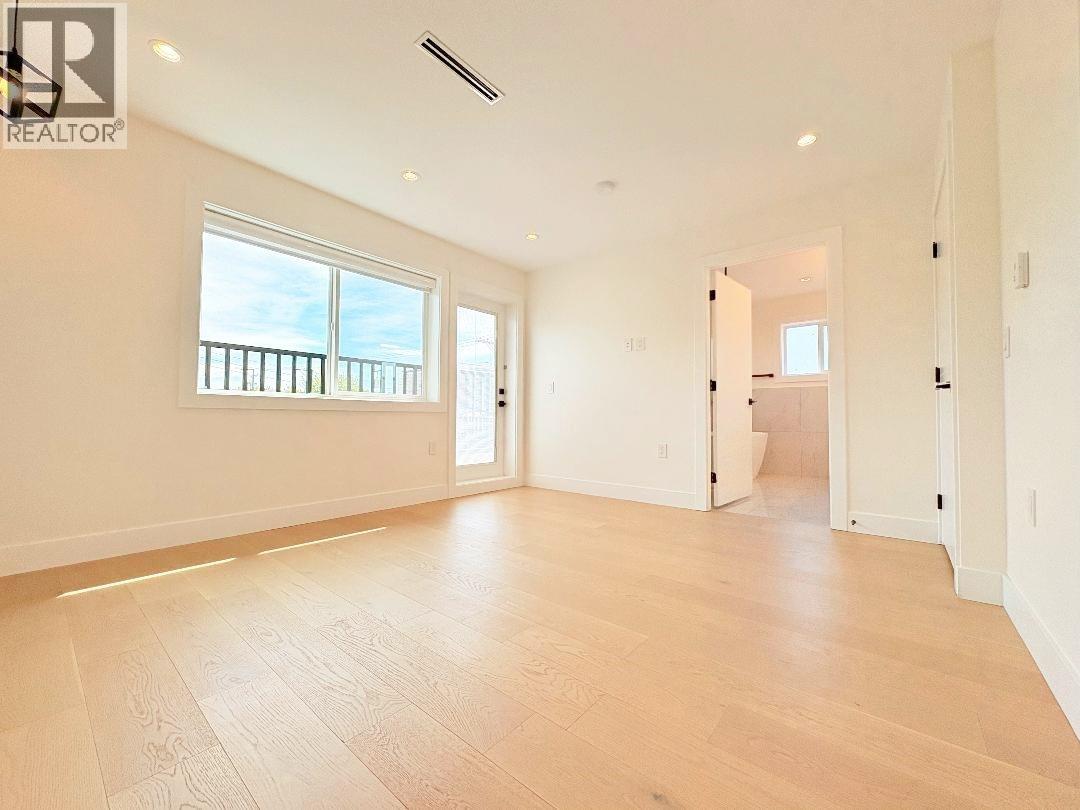 2026 E 32nd Avenue, Vancouver, British Columbia  V5N 3B8 - Photo 15 - R3124379