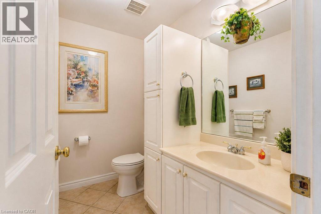 33 Maryvale Avenue, Dundas, Ontario  L9H 7P1 - Photo 6 - 40860564