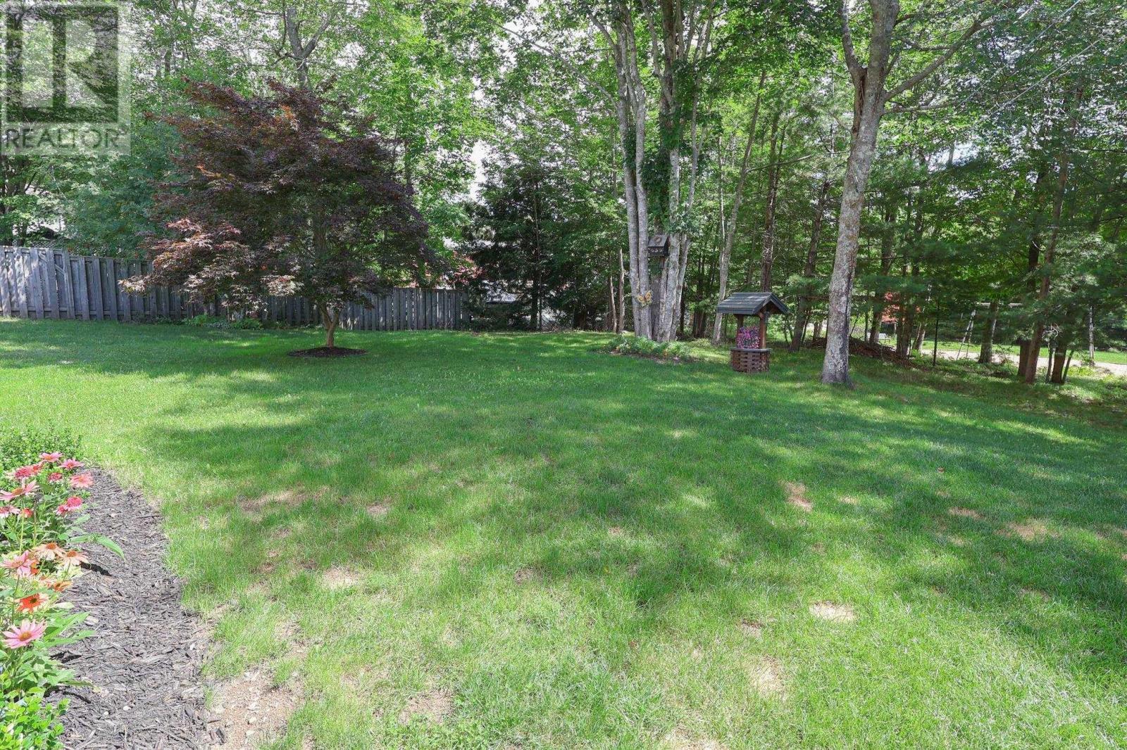 328 Brady Street, Bridgewater, Nova Scotia  B4V 3L3 - Photo 38 - 202622234