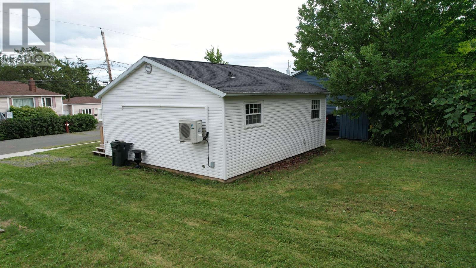 162 Upper Mclean Street, Glace Bay, Nova Scotia  B1A 2L3 - Photo 3 - 202622369