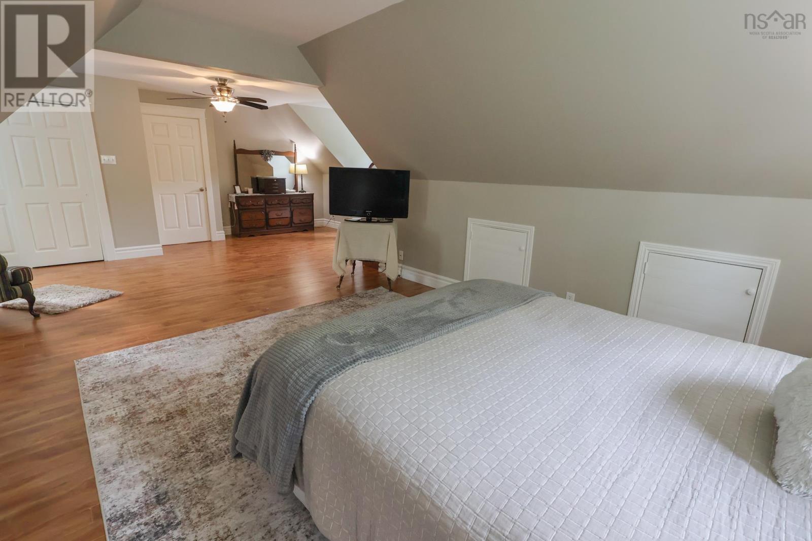 328 Brady Street, Bridgewater, Nova Scotia  B4V 3L3 - Photo 22 - 202622234