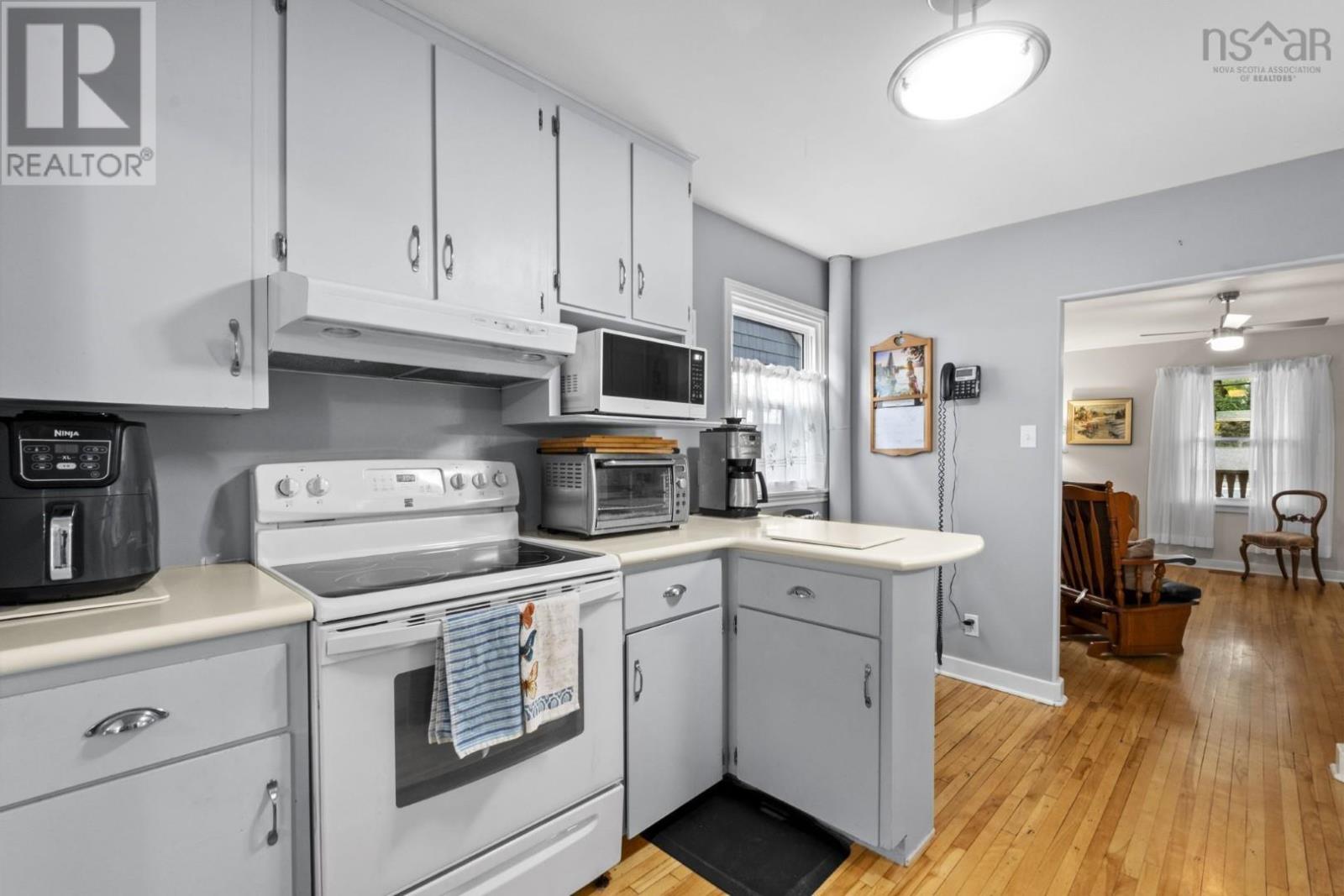 2709 Connolly Street, Halifax, Nova Scotia  B3L 3M7 - Photo 14 - 202622432