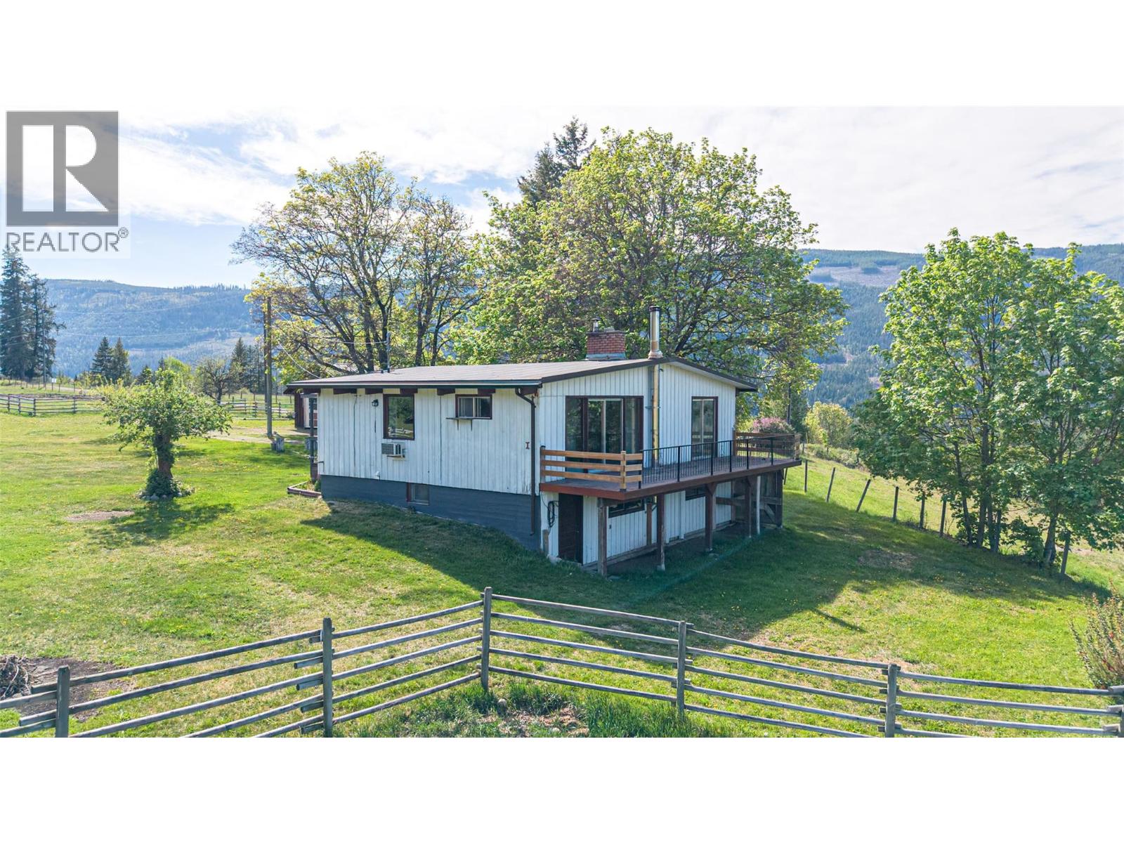 43 Sigalet Road, Lumby, British Columbia  V0E 2G6 - Photo 22 - 10399527