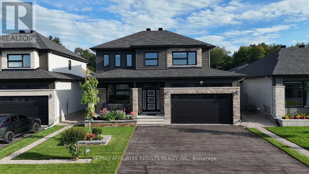 1152 AVIGNON STREET, Russell, Ontario