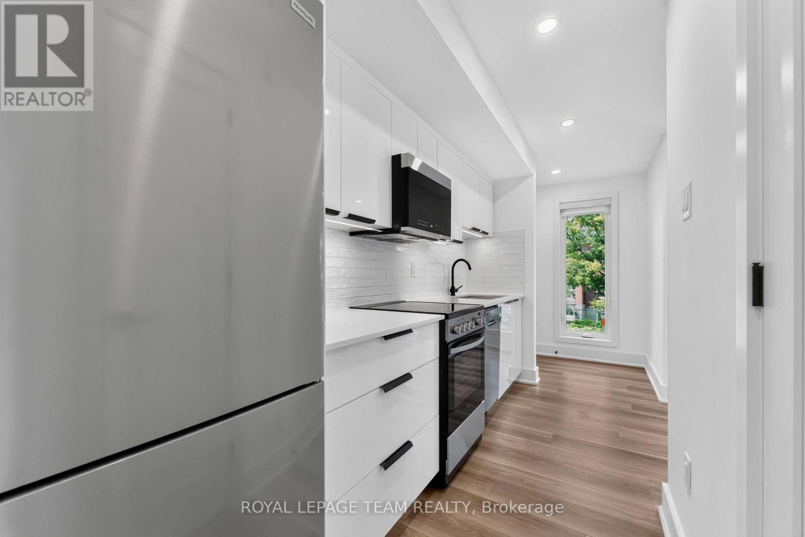 8 - 547 Melbourne Avenue, Ottawa, Ontario  K2A 1W7 - Photo 14 - X13746618