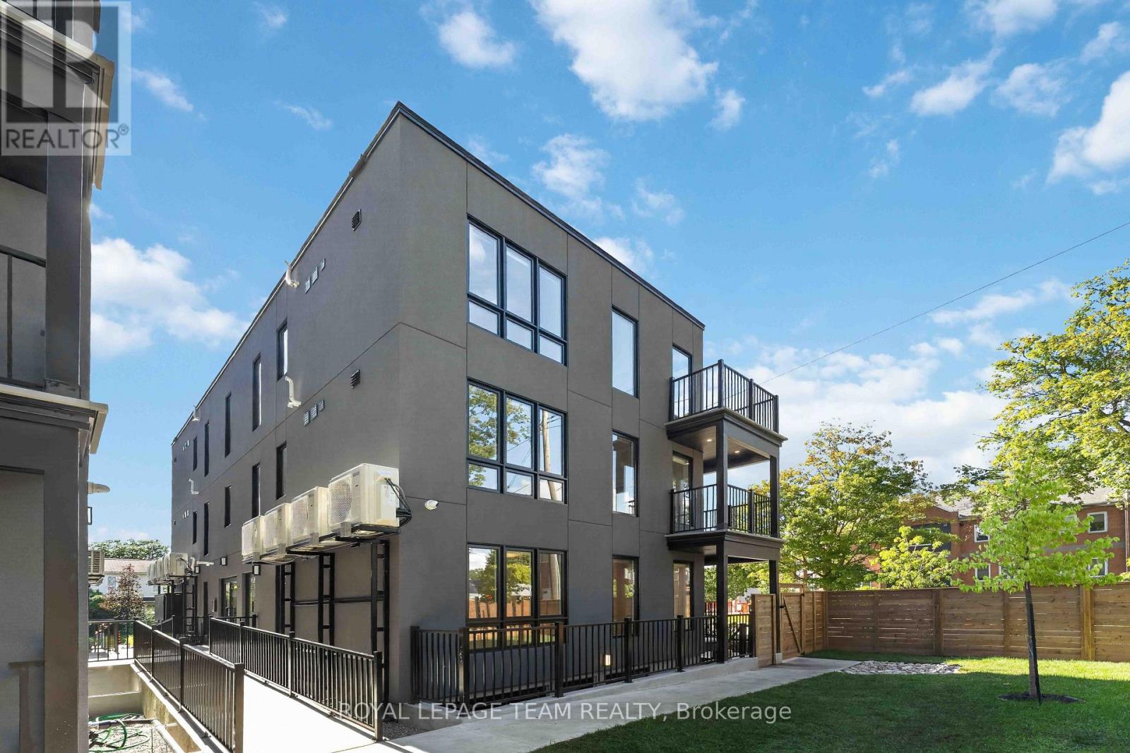 8 - 547 Melbourne Avenue, Ottawa, Ontario  K2A 1W7 - Photo 29 - X13746618
