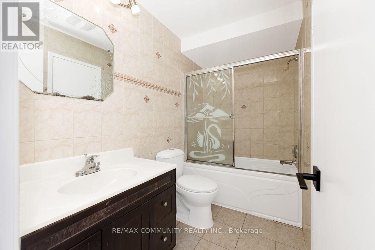 4066 Bishopstoke Lane, Mississauga, Ontario  L4Z 1M6 - Photo 19 - W13746556