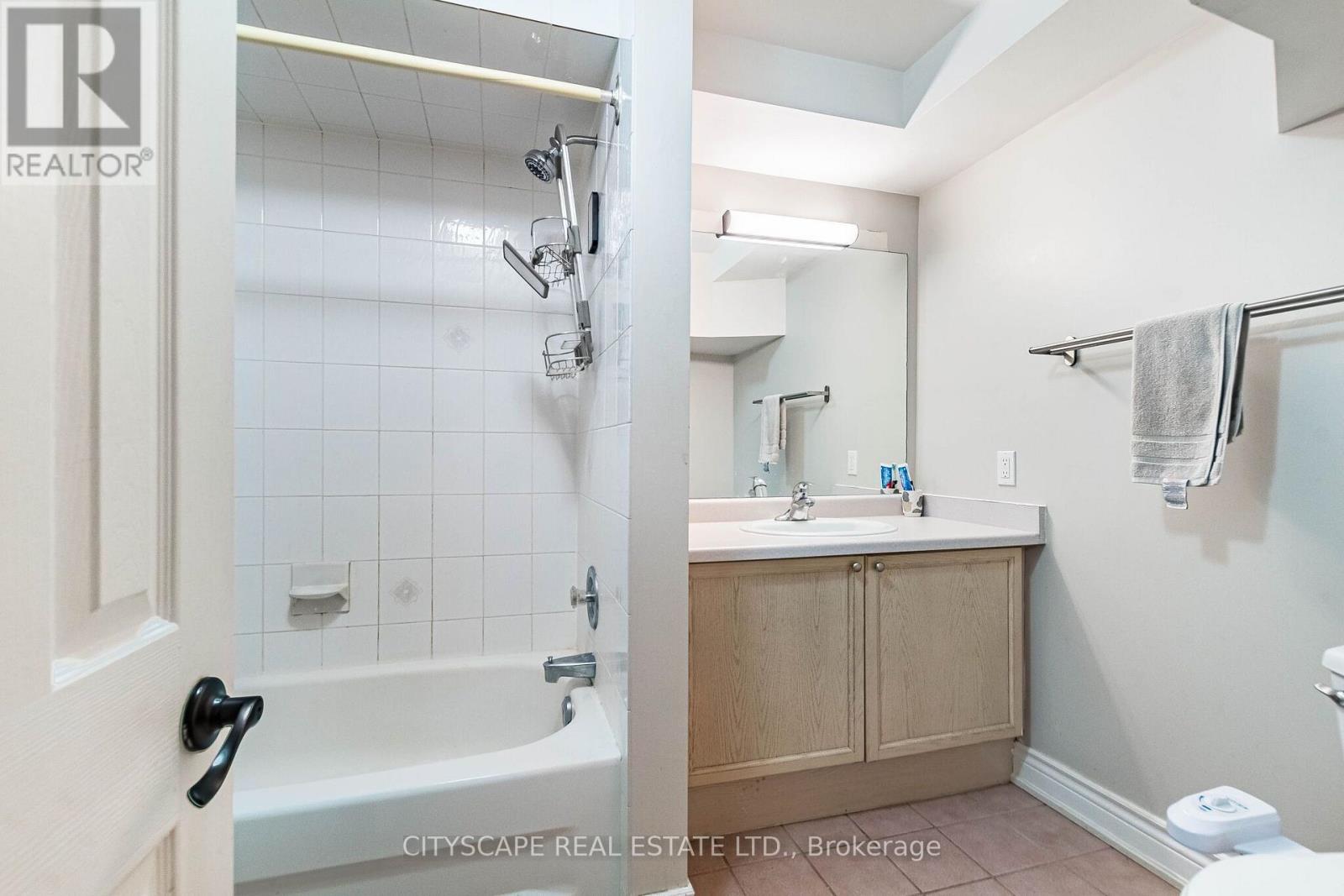 6959 Guardian Court, Mississauga, Ontario  L5N 7E3 - Photo 43 - W13746630