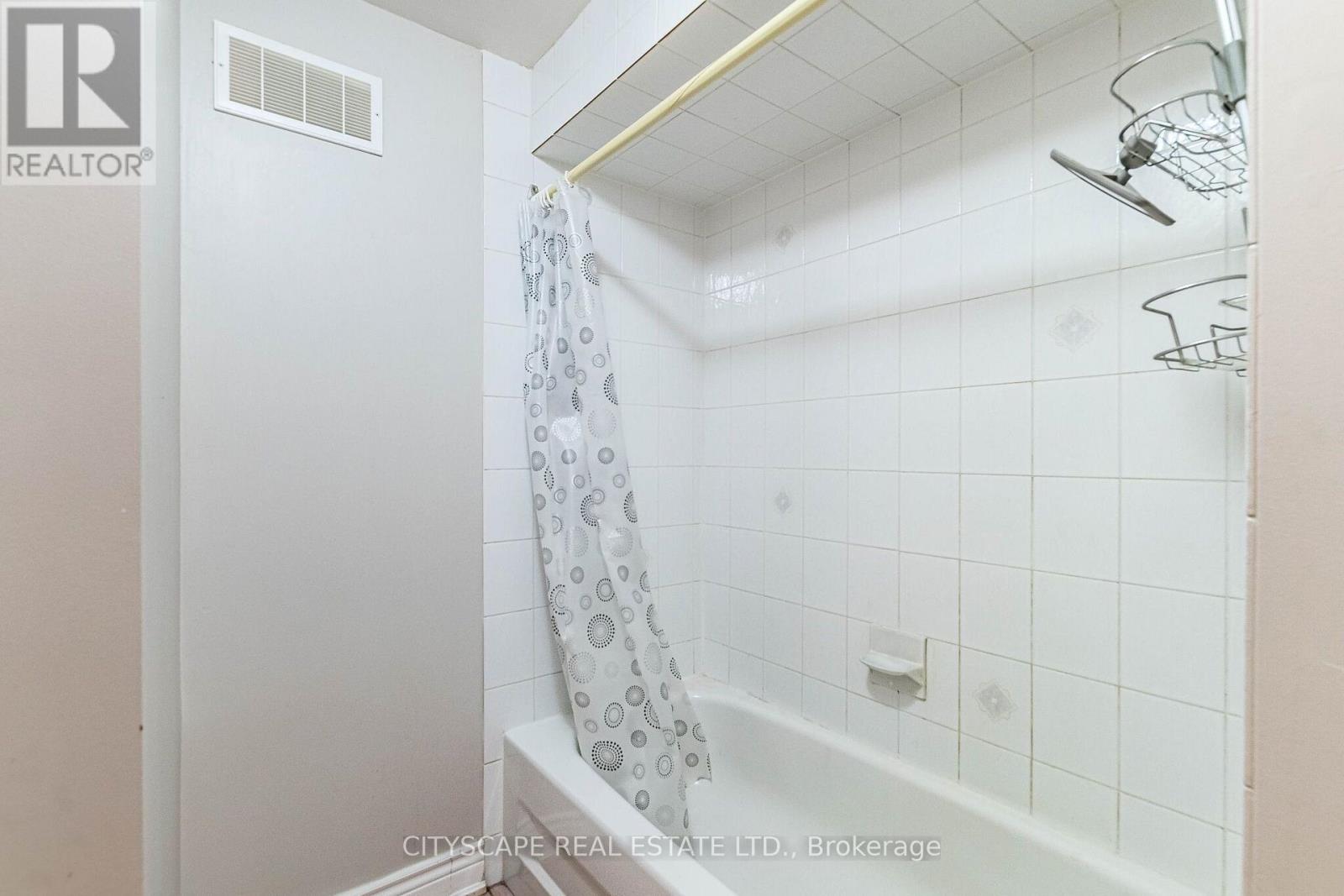6959 Guardian Court, Mississauga, Ontario  L5N 7E3 - Photo 45 - W13746630
