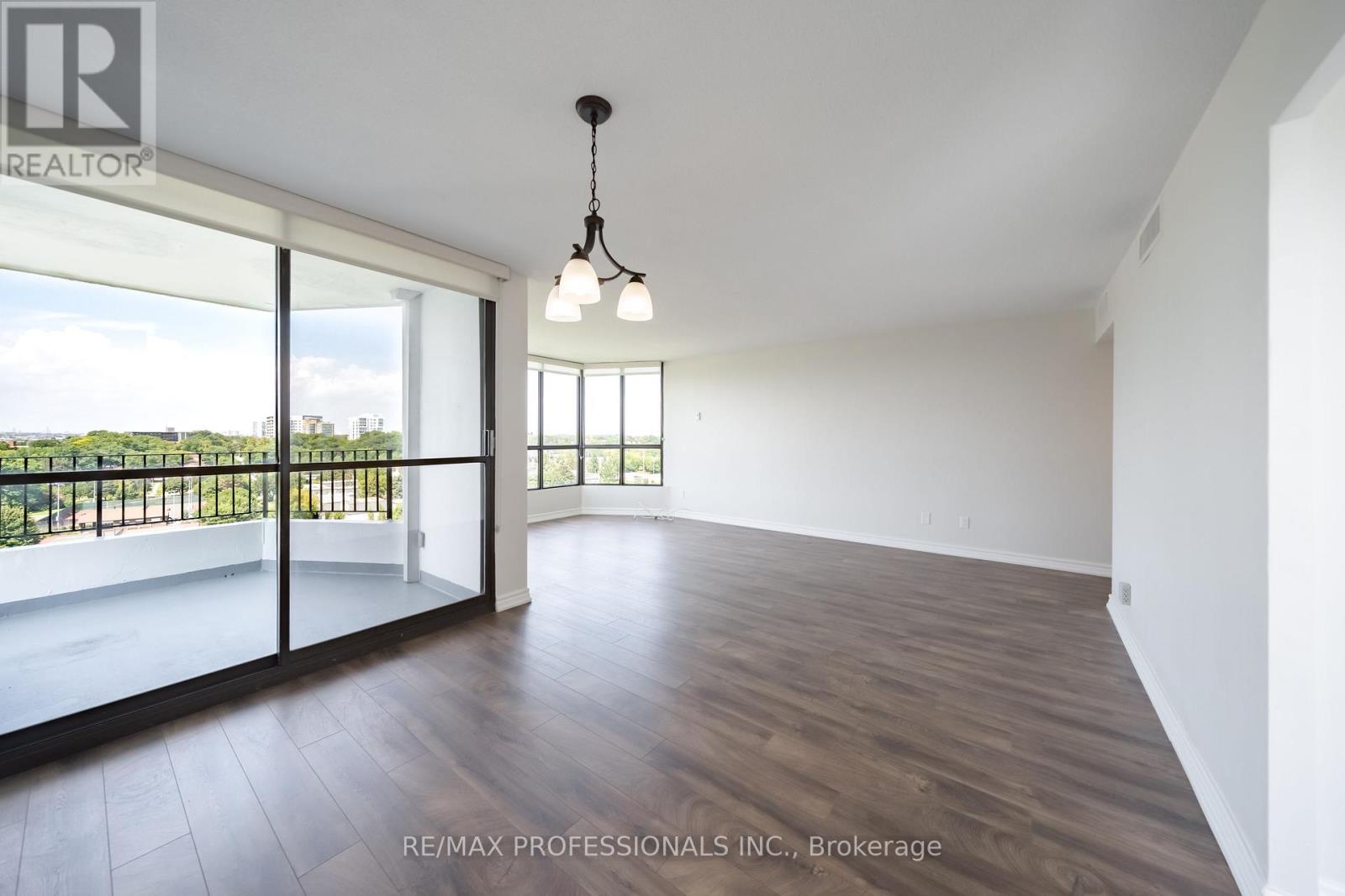 1204 - 1333 Bloor Street, Mississauga, Ontario  L4Y 3T6 - Photo 16 - W13746652
