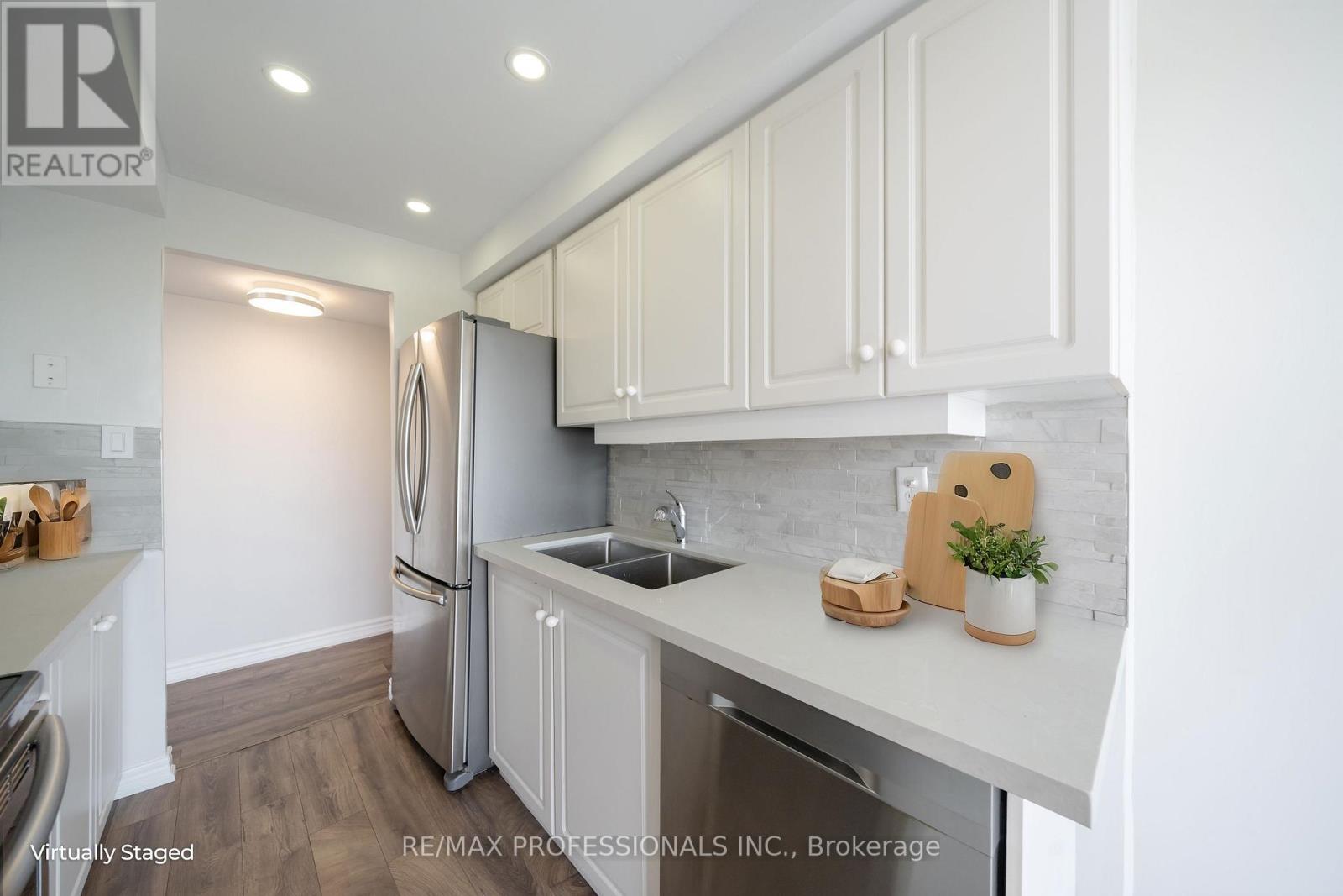 1204 - 1333 Bloor Street, Mississauga, Ontario  L4Y 3T6 - Photo 17 - W13746652