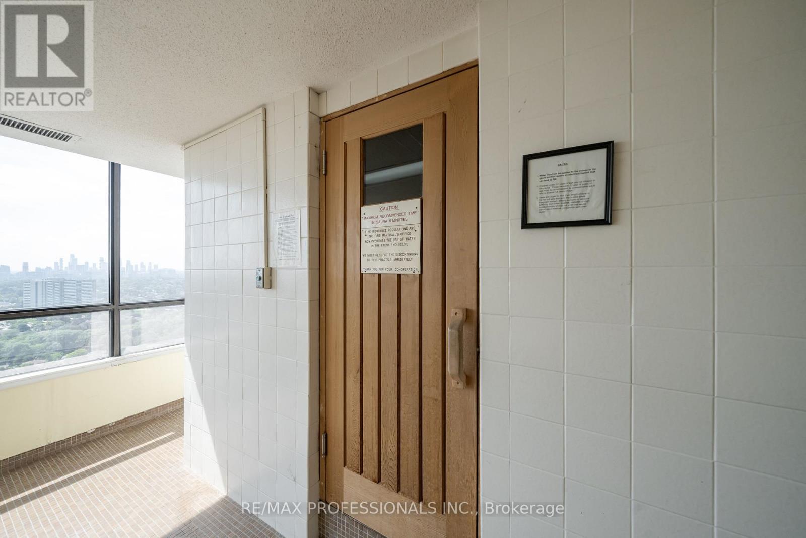 1204 - 1333 Bloor Street, Mississauga, Ontario  L4Y 3T6 - Photo 40 - W13746652