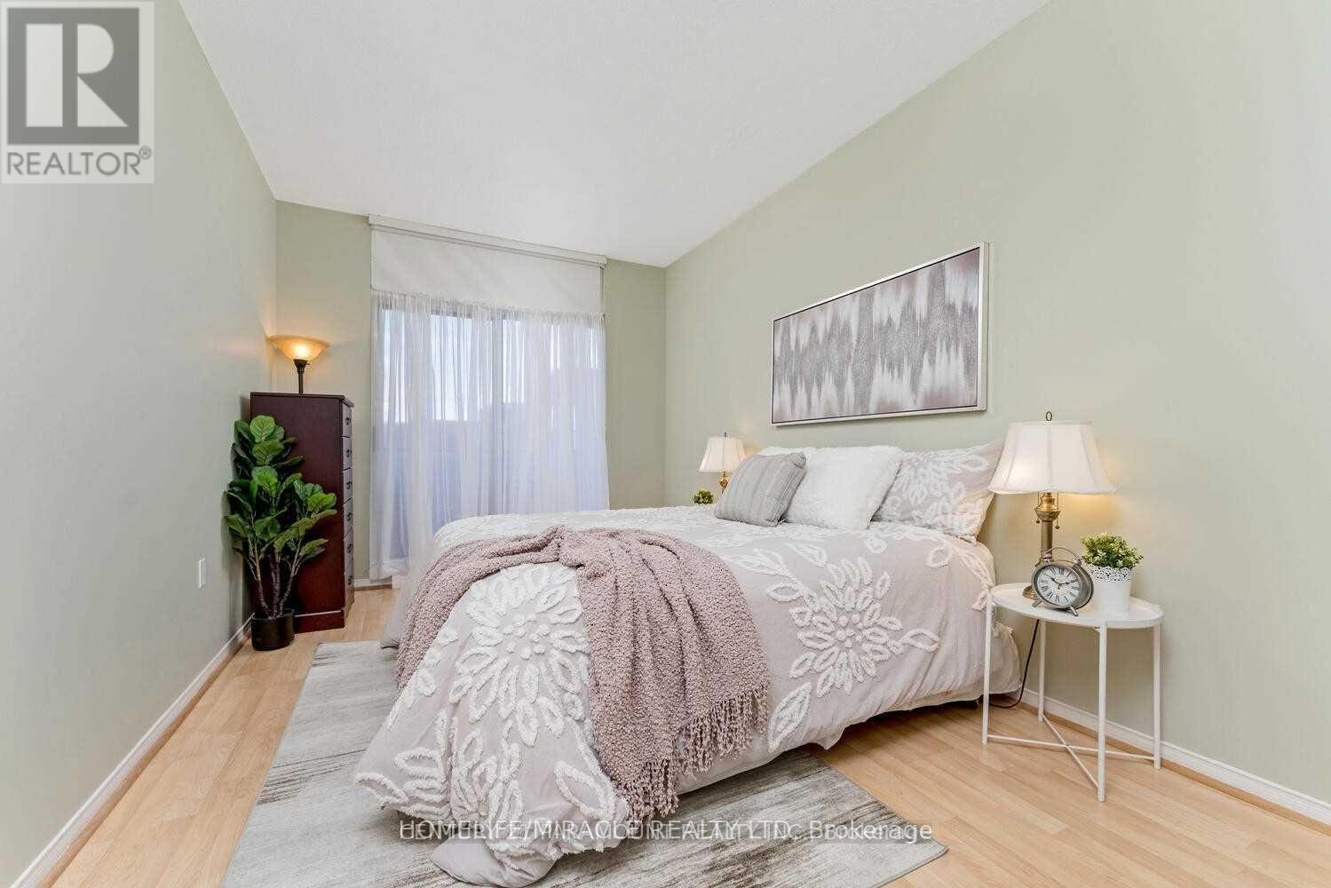 418 - 2199 Sixth Line, Oakville, Ontario  L6H 5V3 - Photo 14 - W13746654