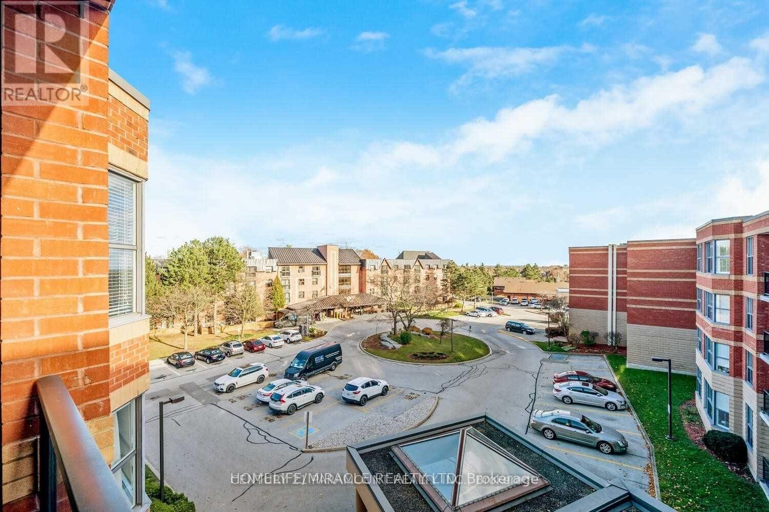 418 - 2199 Sixth Line, Oakville, Ontario  L6H 5V3 - Photo 2 - W13746654