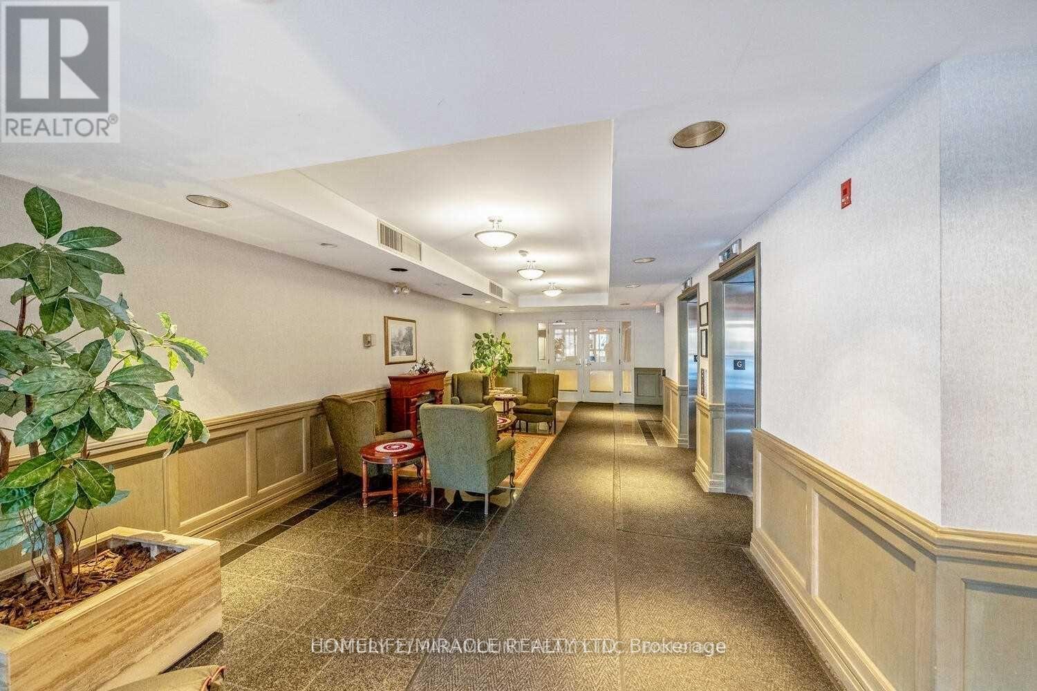 418 - 2199 Sixth Line, Oakville, Ontario  L6H 5V3 - Photo 20 - W13746654