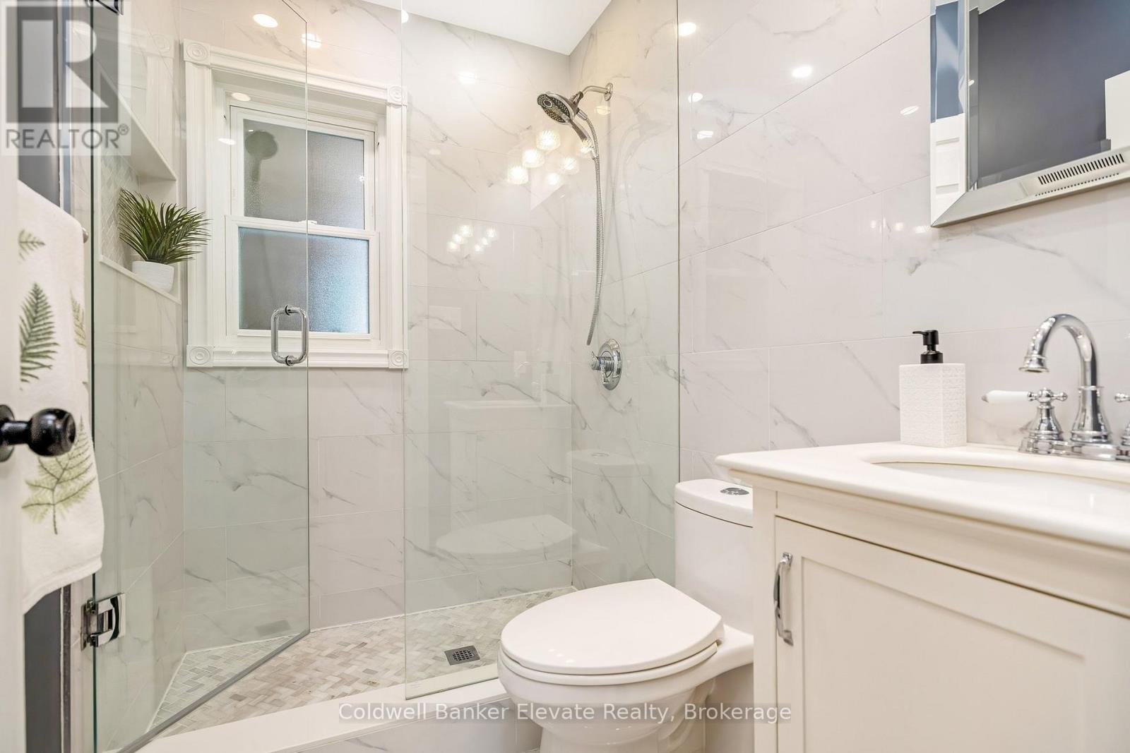 21 Market Street, Halton Hills, Ontario  L7G 3B9 - Photo 15 - W13746666