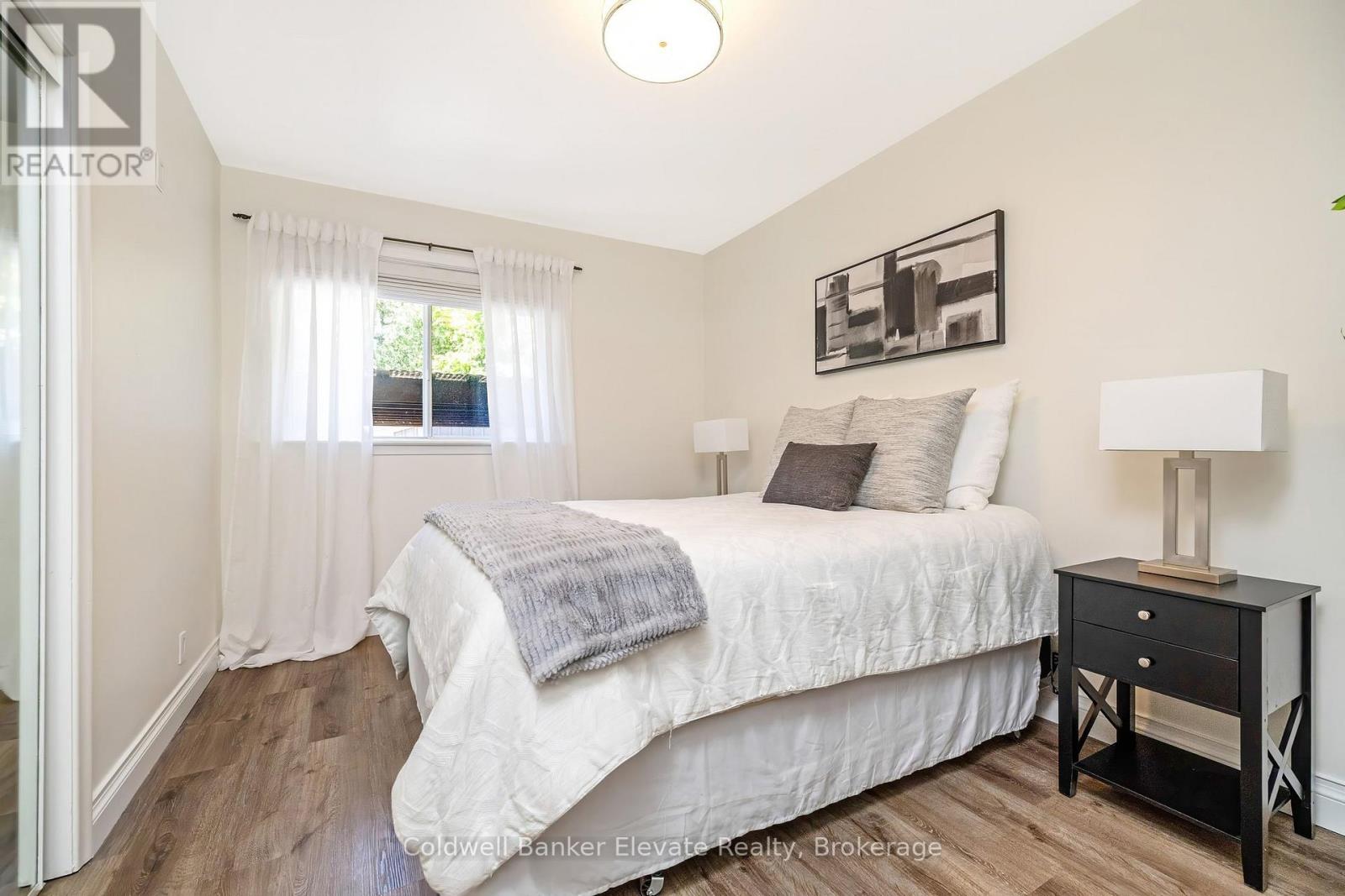 21 Market Street, Halton Hills, Ontario  L7G 3B9 - Photo 16 - W13746666