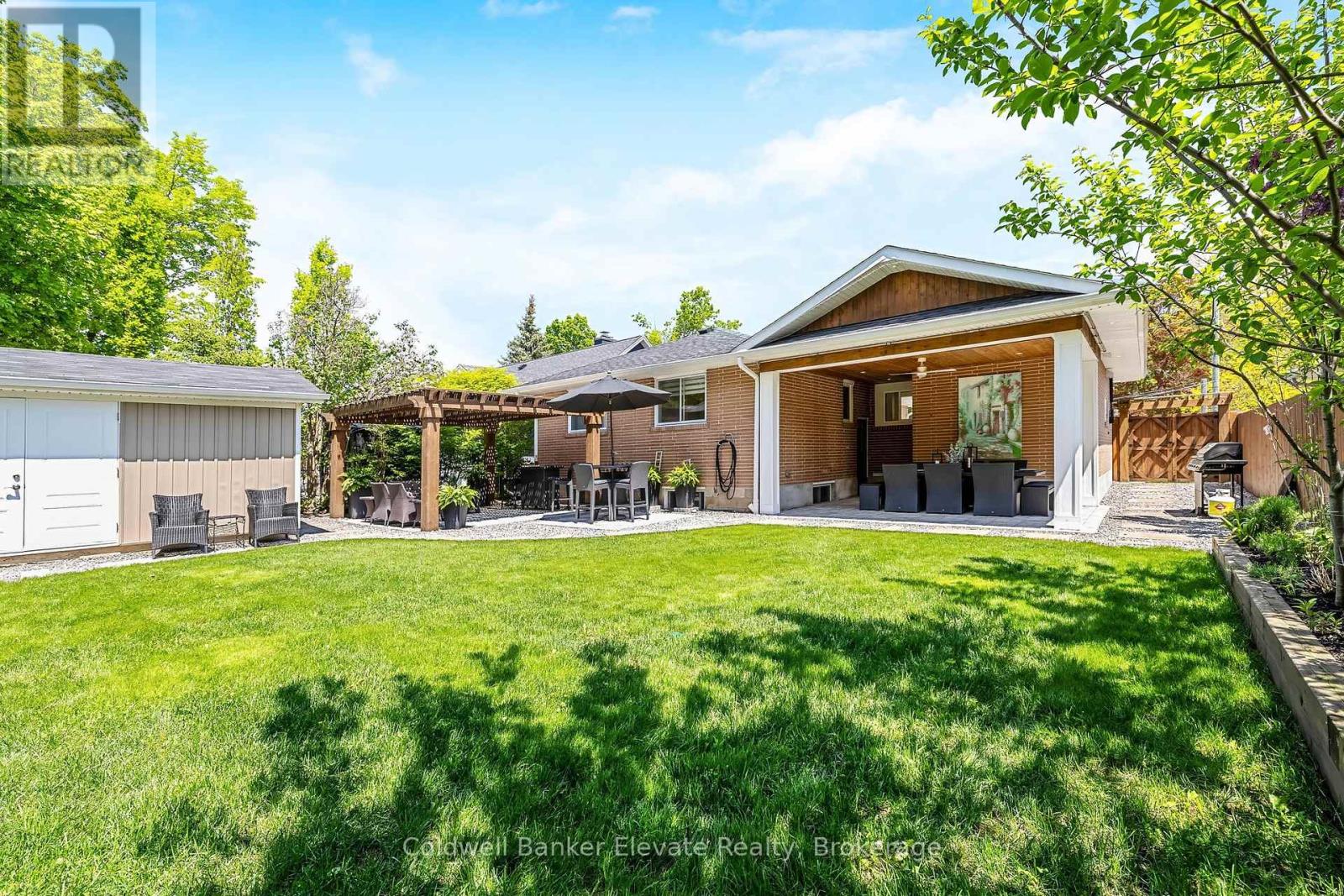 21 Market Street, Halton Hills, Ontario  L7G 3B9 - Photo 2 - W13746666
