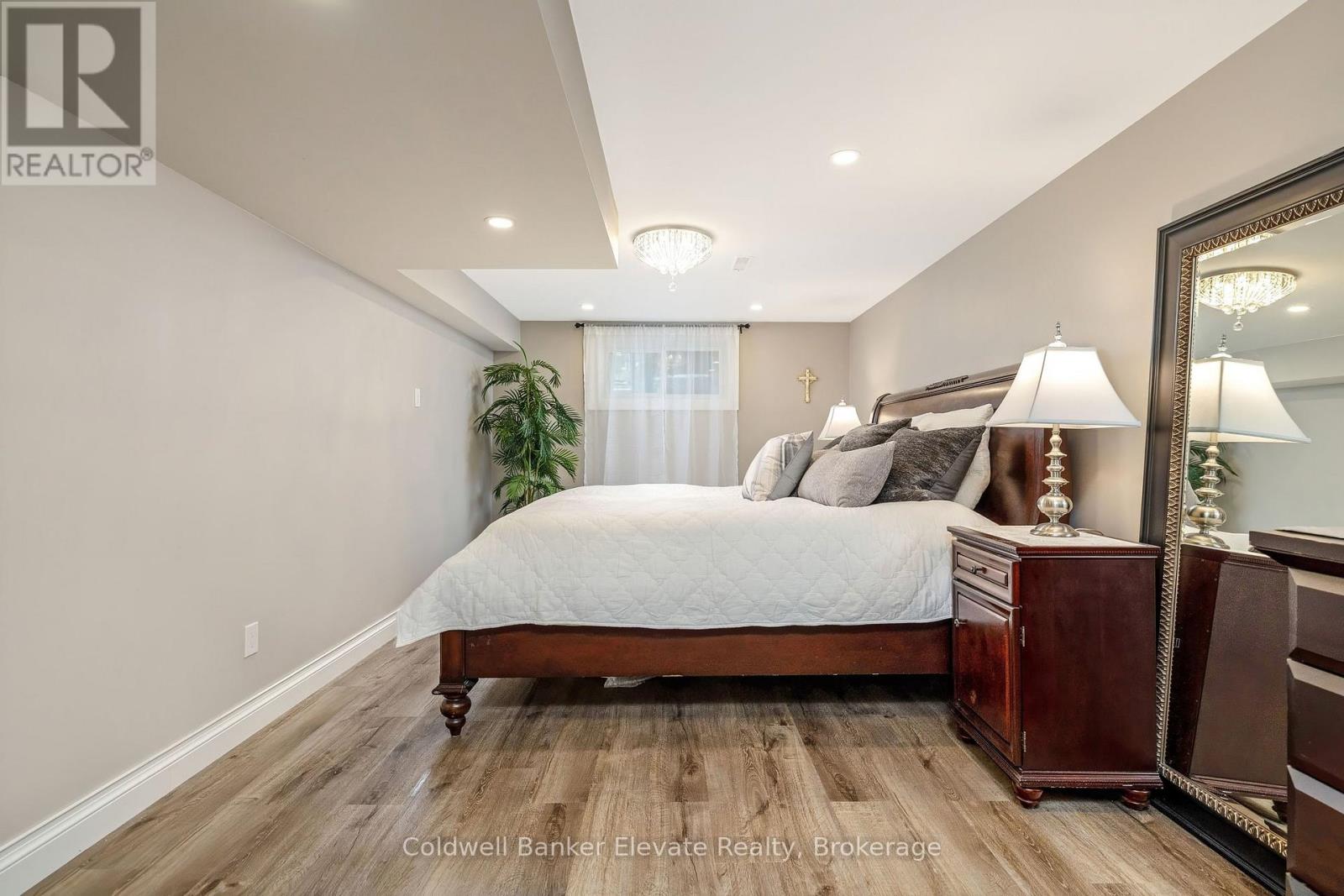 21 Market Street, Halton Hills, Ontario  L7G 3B9 - Photo 21 - W13746666