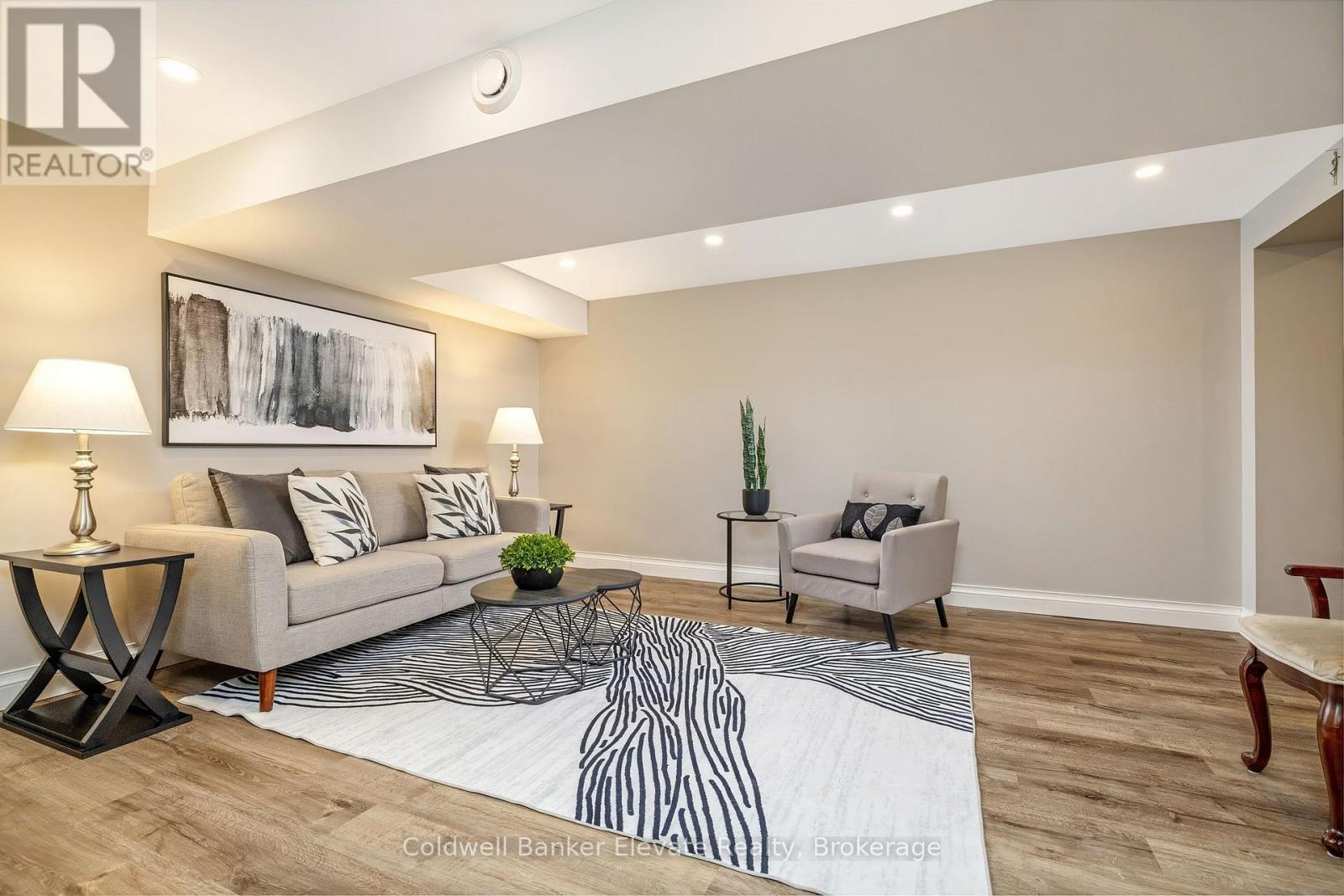 21 Market Street, Halton Hills, Ontario  L7G 3B9 - Photo 23 - W13746666