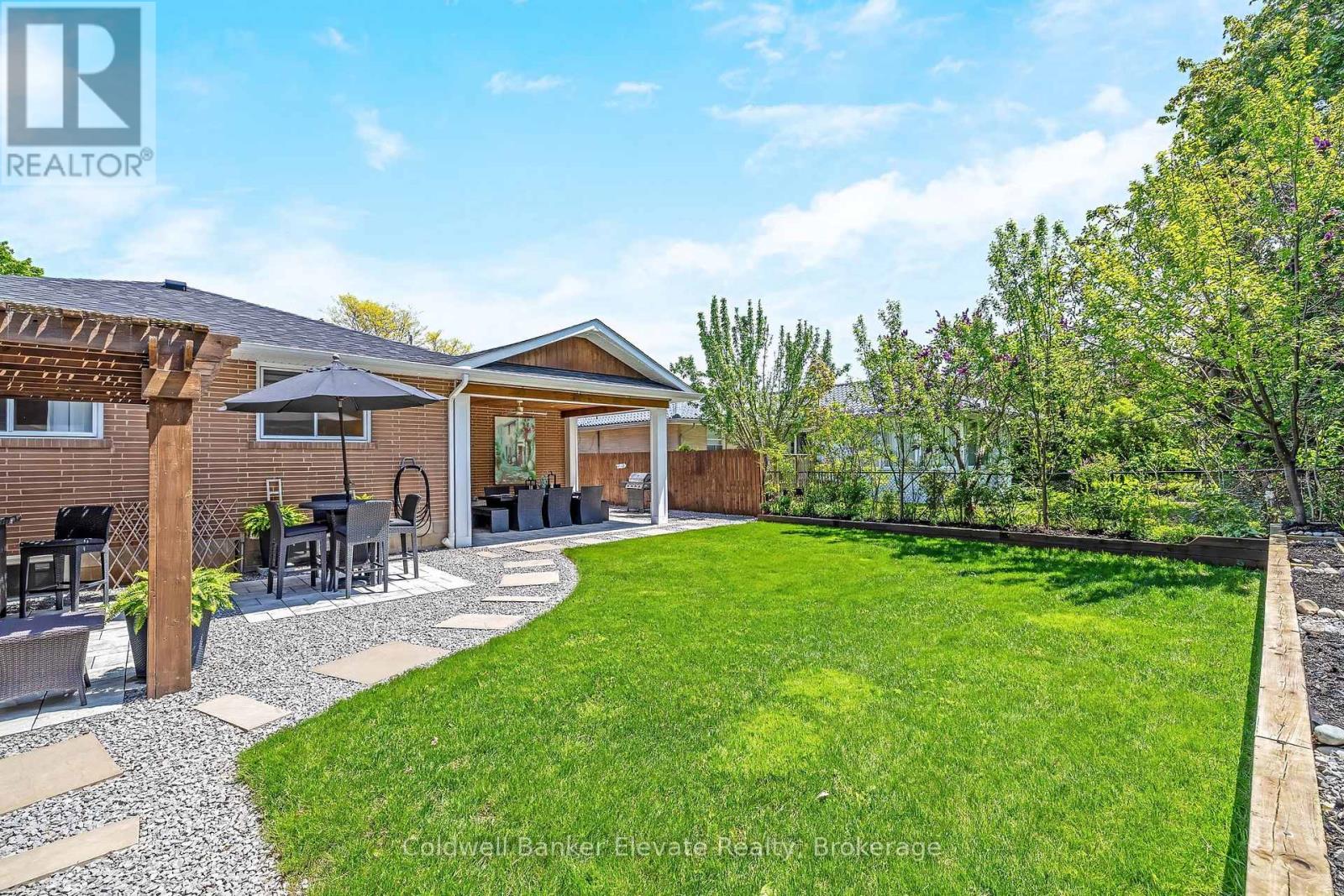 21 Market Street, Halton Hills, Ontario  L7G 3B9 - Photo 25 - W13746666