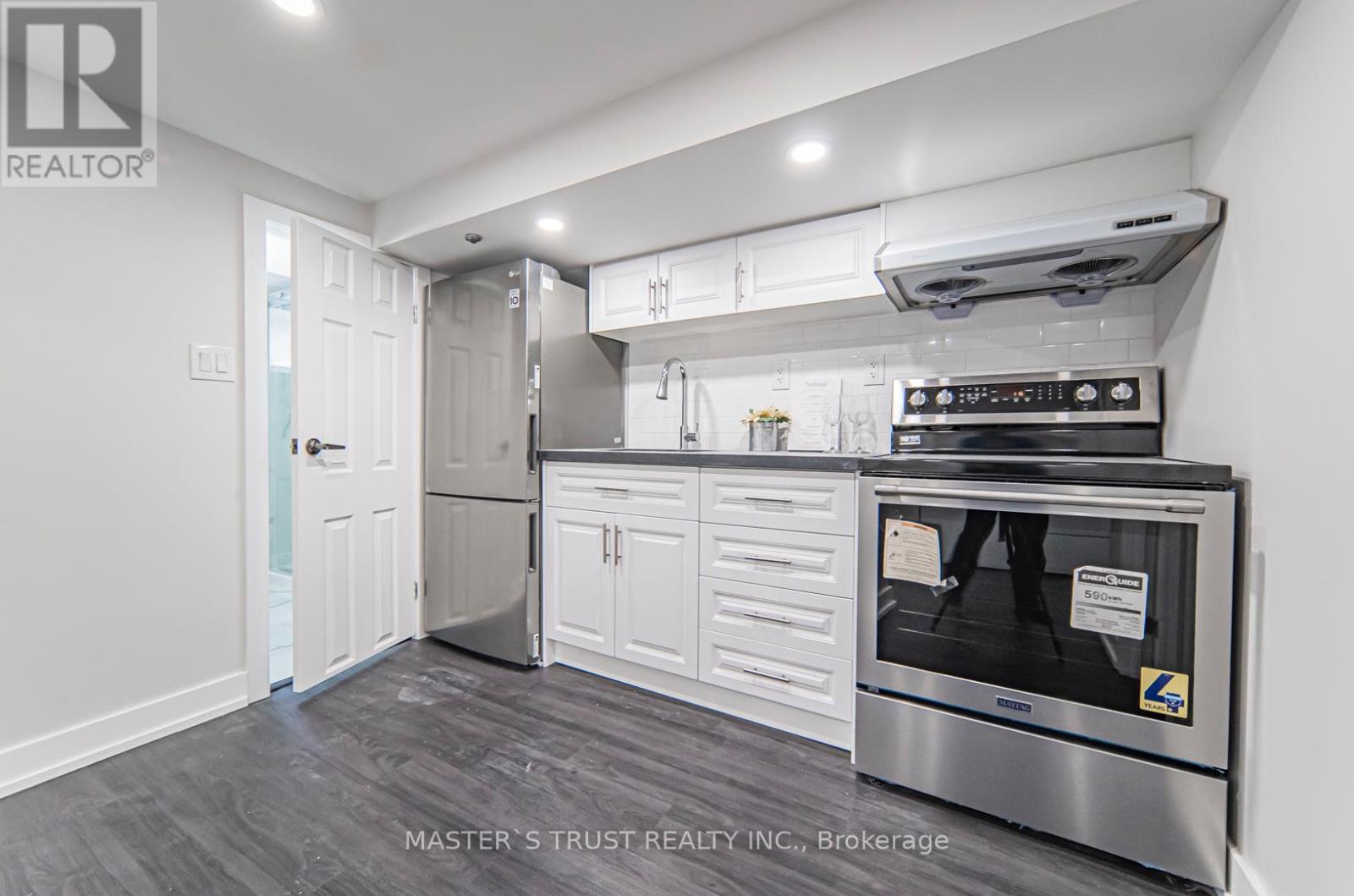 613 Old Weston Road, Toronto, Ontario  M6N 3B4 - Photo 34 - W13746676