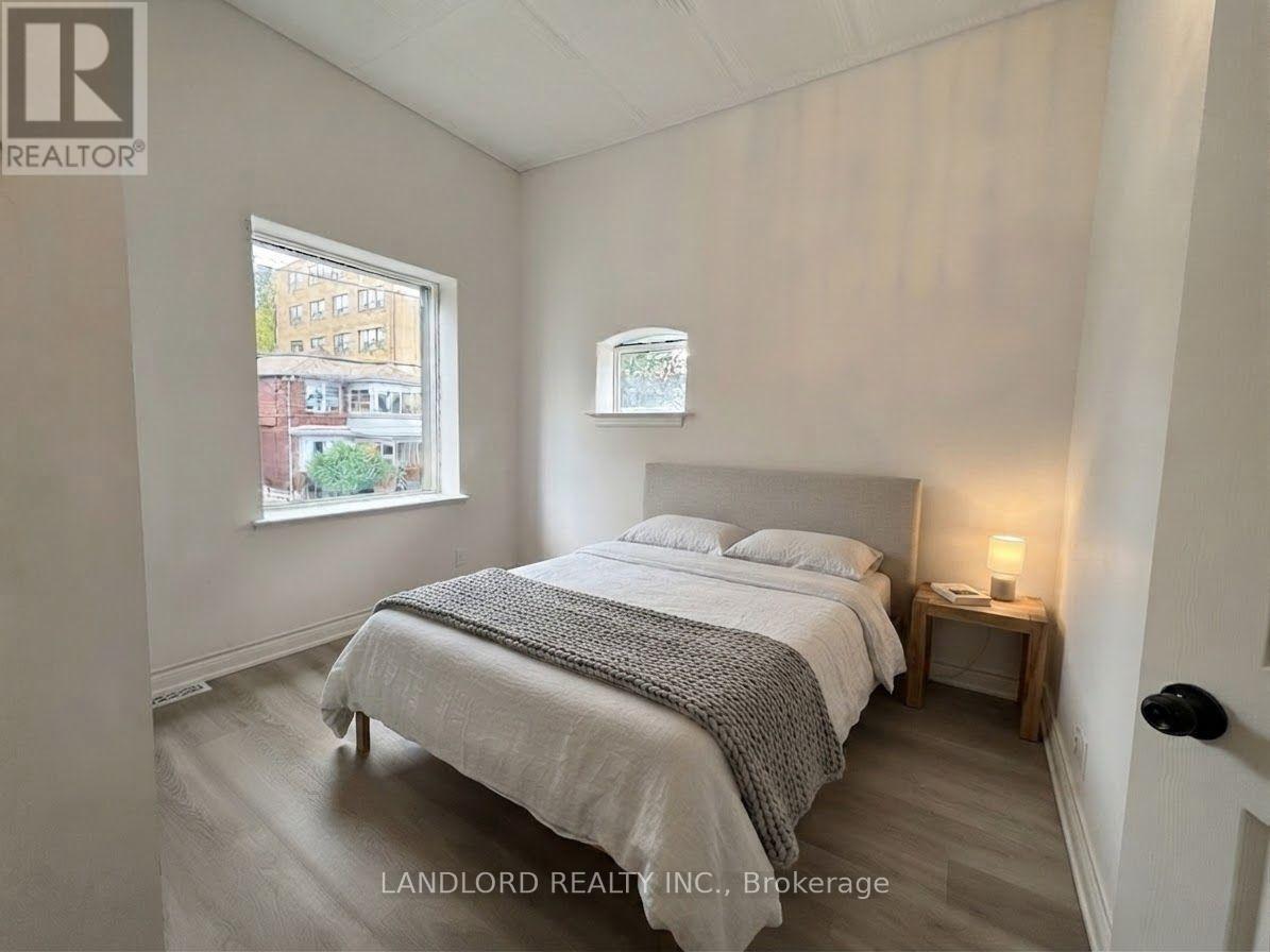 Upr. Fr - 385 Jane Street, Toronto, Ontario  M6S 3Z3 - Photo 20 - W13746686