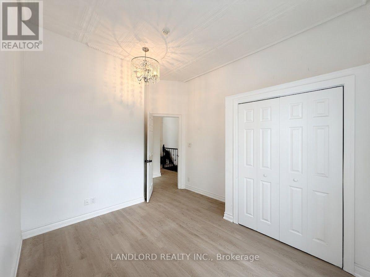 Upr. Fr - 385 Jane Street, Toronto, Ontario  M6S 3Z3 - Photo 23 - W13746686
