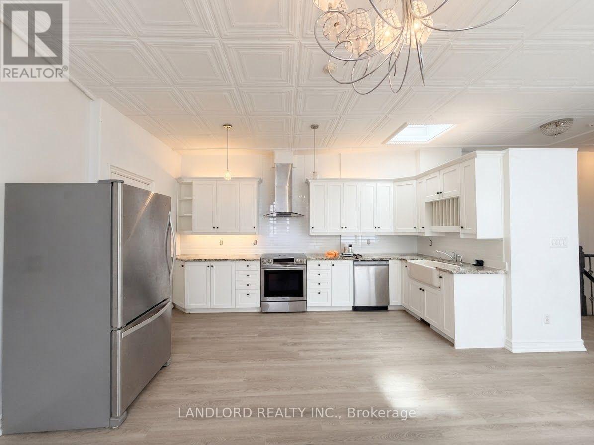 Upr. Fr - 385 Jane Street, Toronto, Ontario  M6S 3Z3 - Photo 4 - W13746686