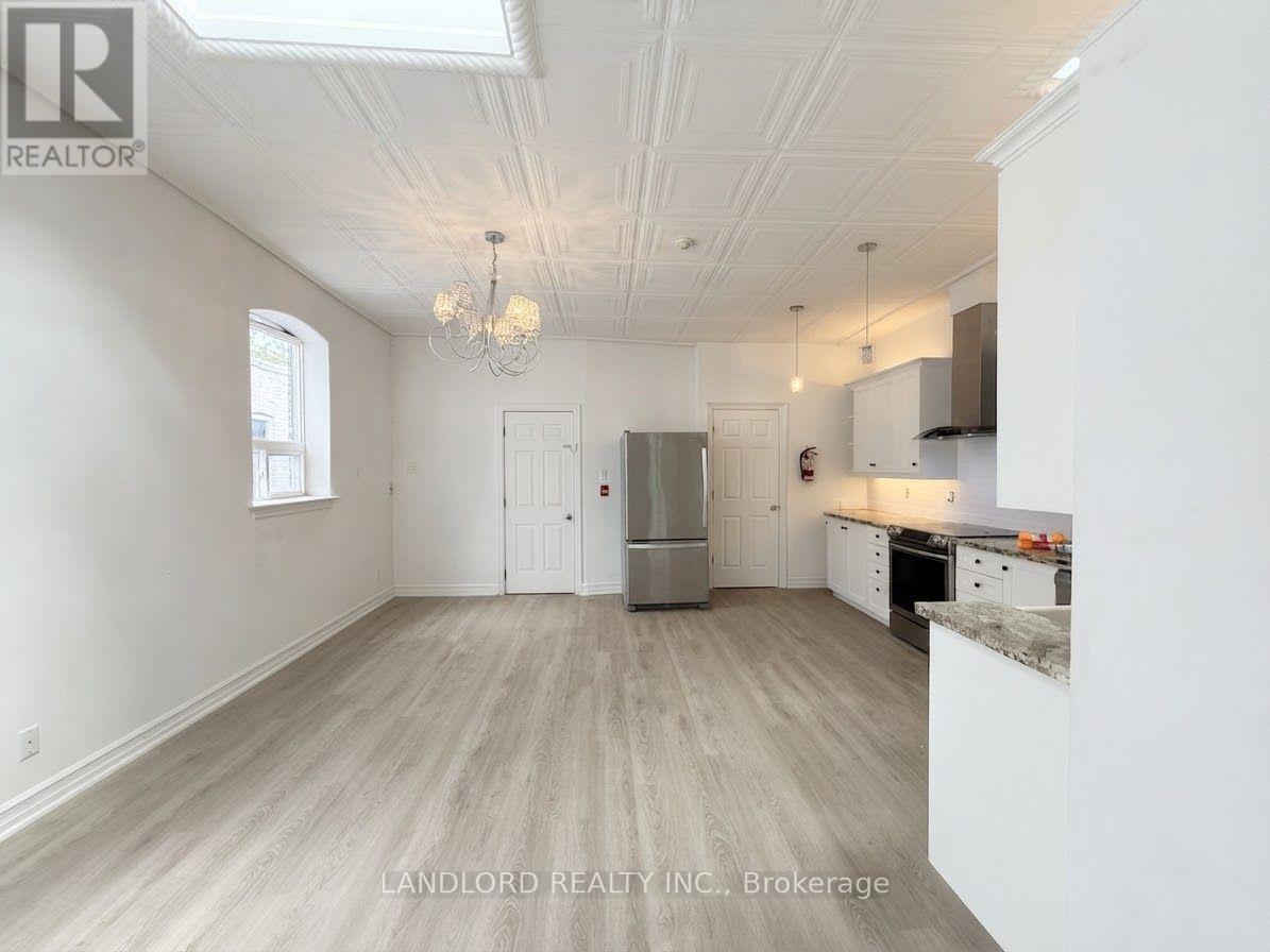 Upr. Fr - 385 Jane Street, Toronto, Ontario  M6S 3Z3 - Photo 8 - W13746686