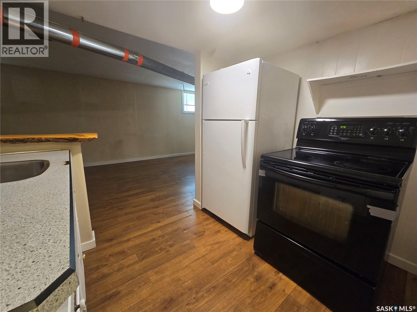 408 I Avenue S, Saskatoon, Saskatchewan  S7M 1P4 - Photo 29 - SK047600