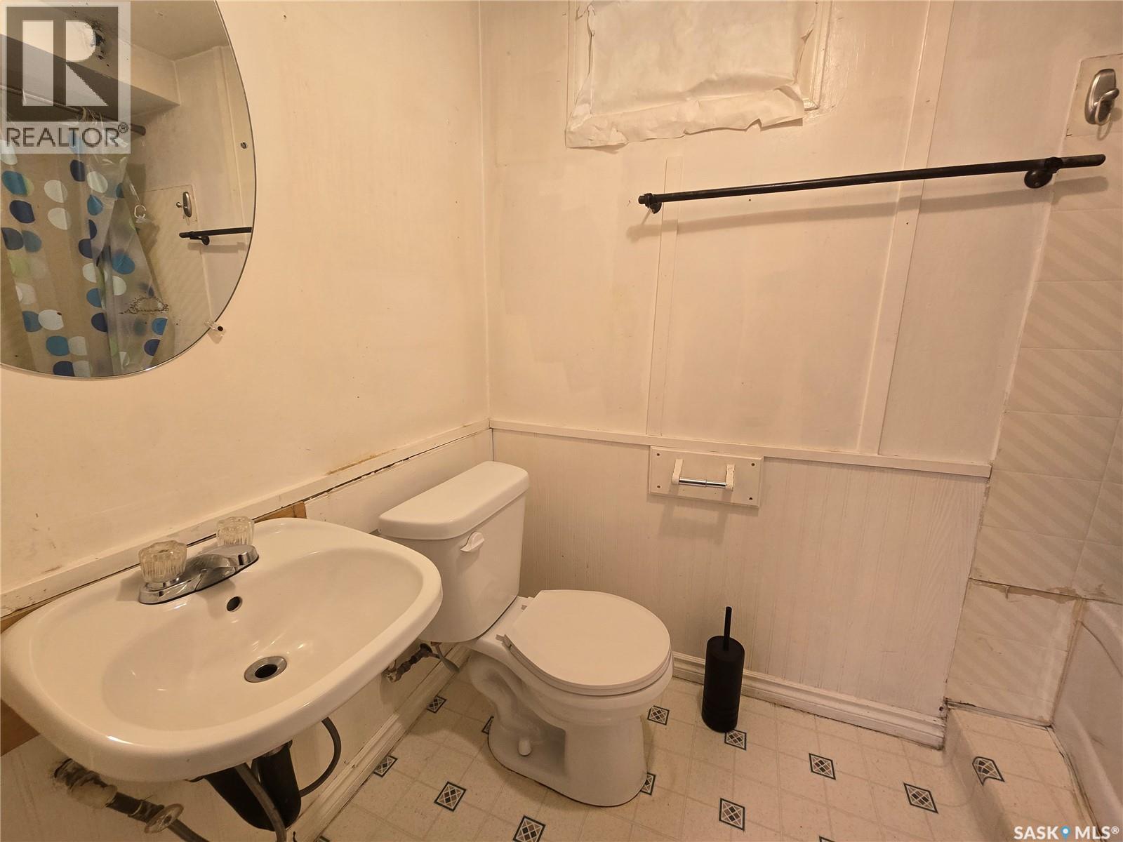 408 I Avenue S, Saskatoon, Saskatchewan  S7M 1P4 - Photo 30 - SK047600