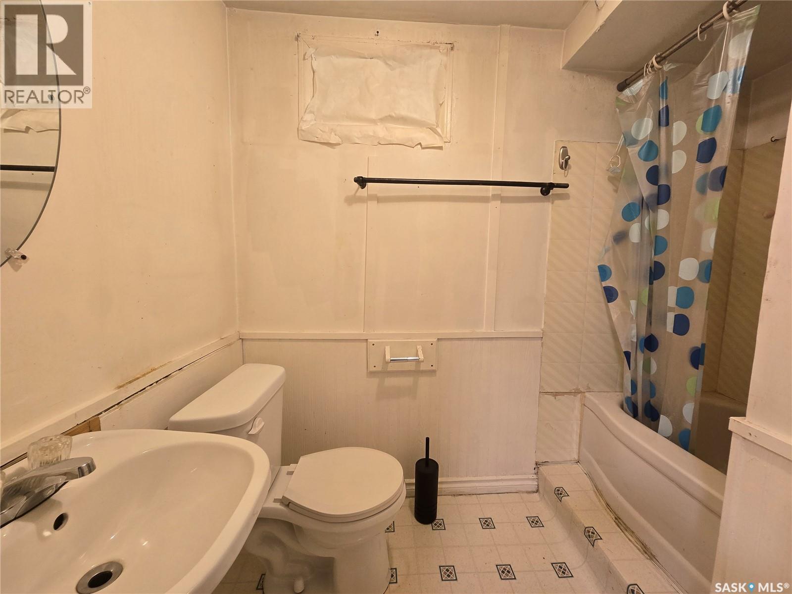 408 I Avenue S, Saskatoon, Saskatchewan  S7M 1P4 - Photo 31 - SK047600